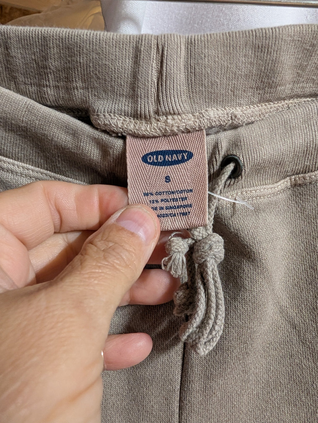 Old Navy Cargo Pants Small Beige Cotton Blend - Image 2