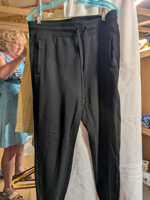 Athletic Works Black Joggers L/G 12-14 - Image 1