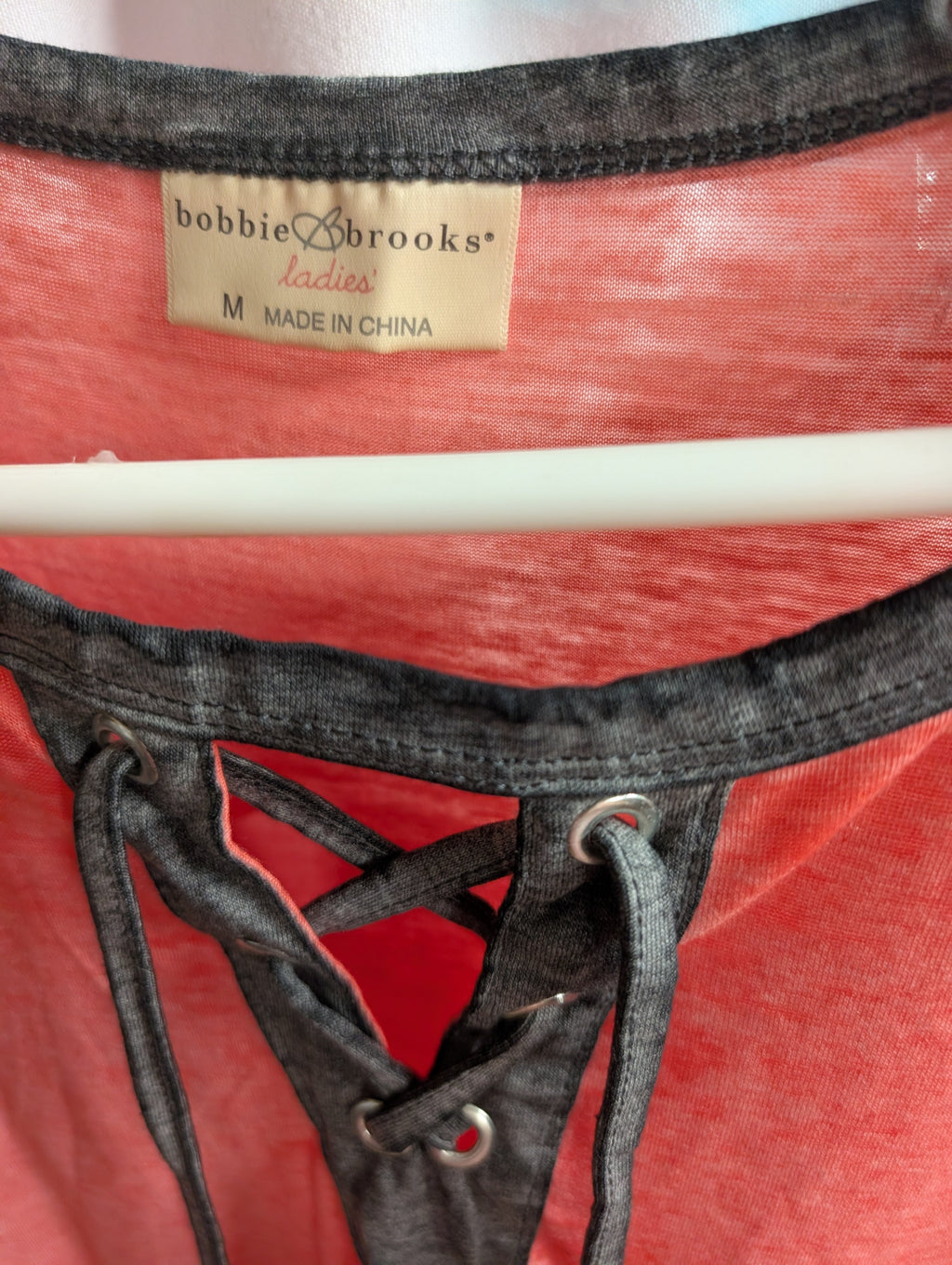 Bobbie Brooks Ladies Lace-Up Top M - Image 2