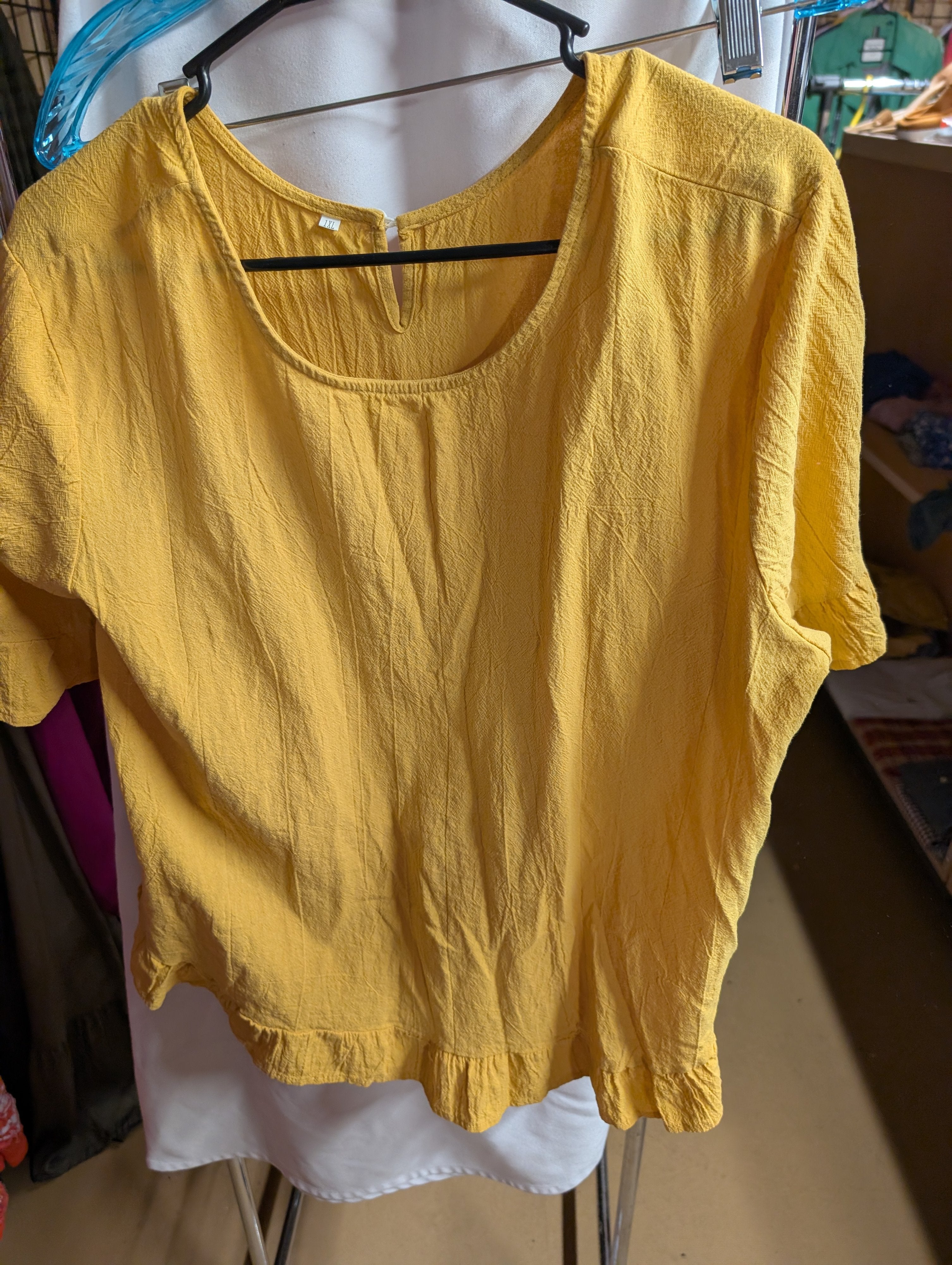 Yellow Button-Up Blouse 1XL - Image 3