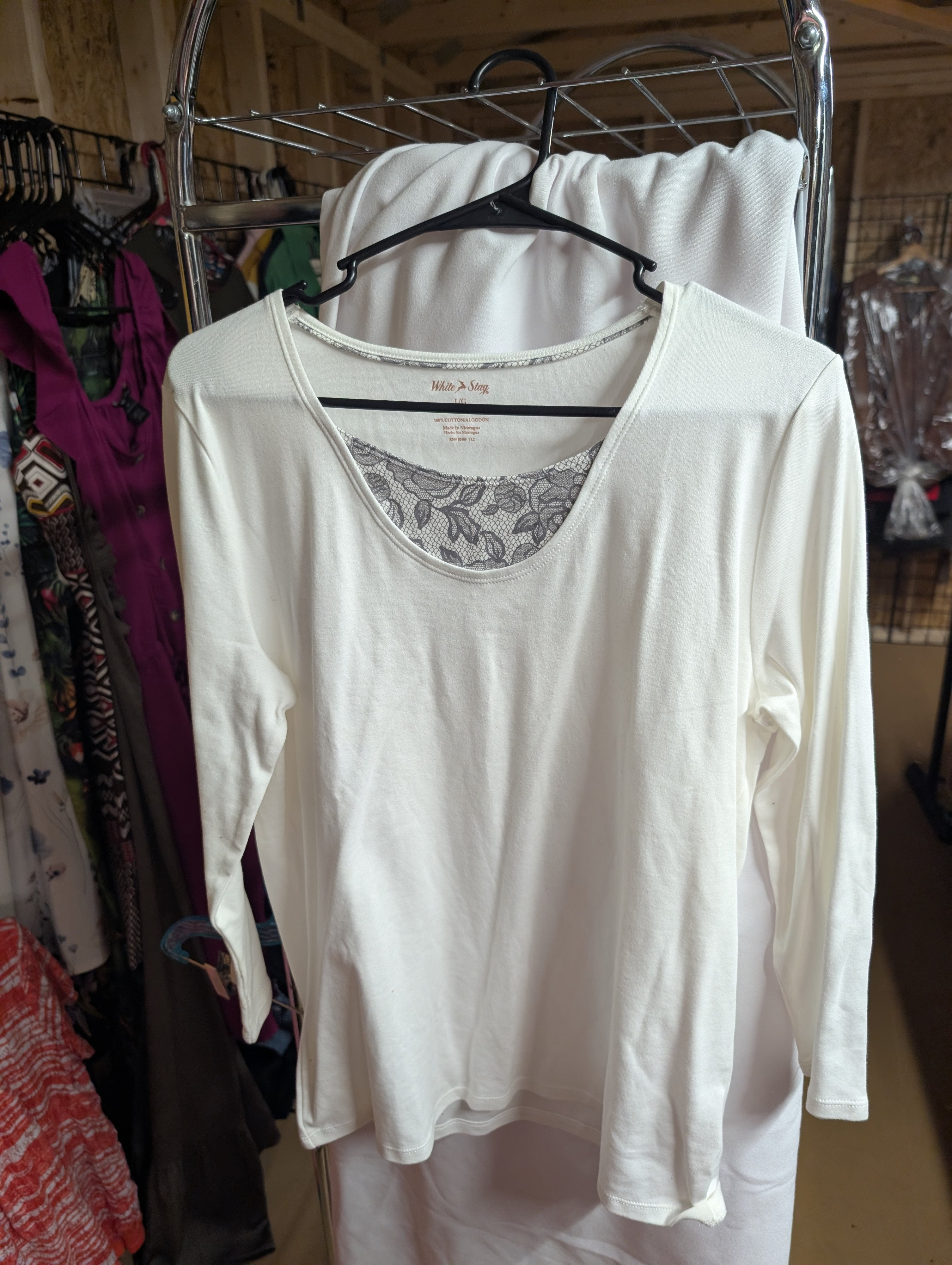 White Stag Women's Long Sleeve Top Size L/G (12-14) - Image 1