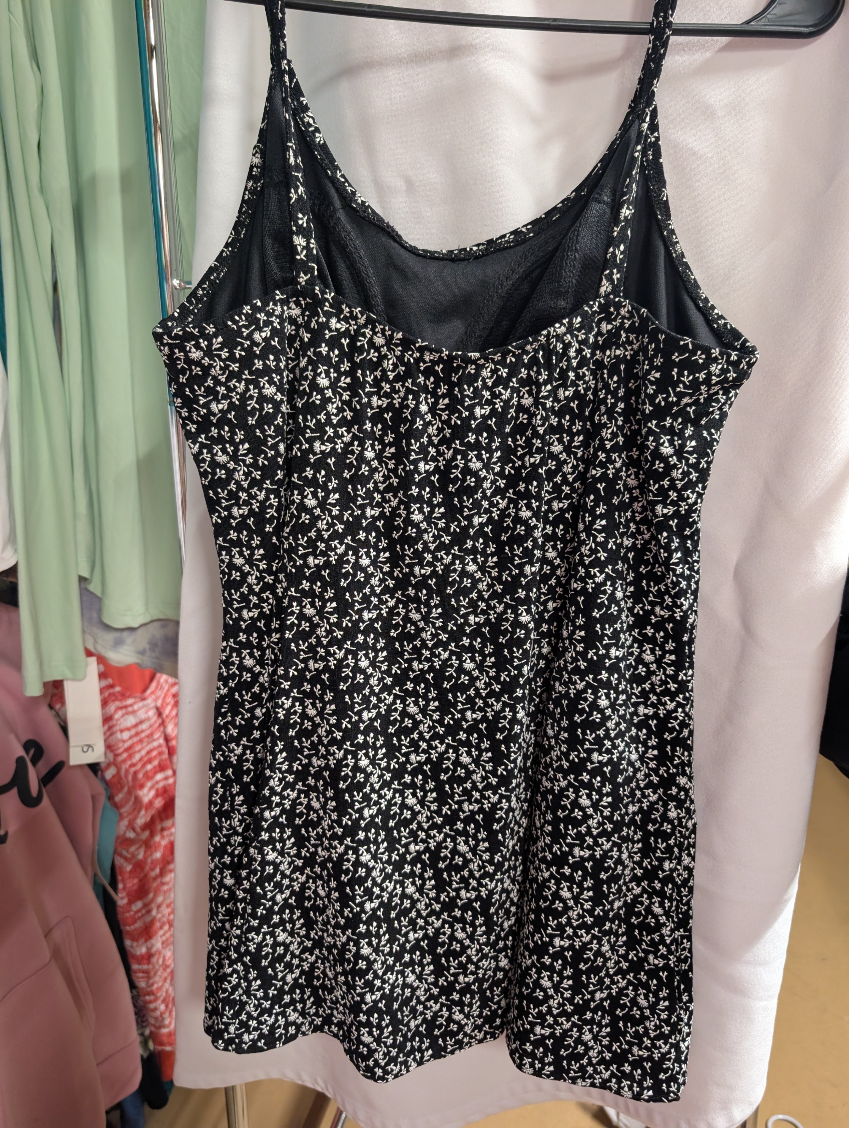 Basic Editions Black Floral swim suit - Image 3