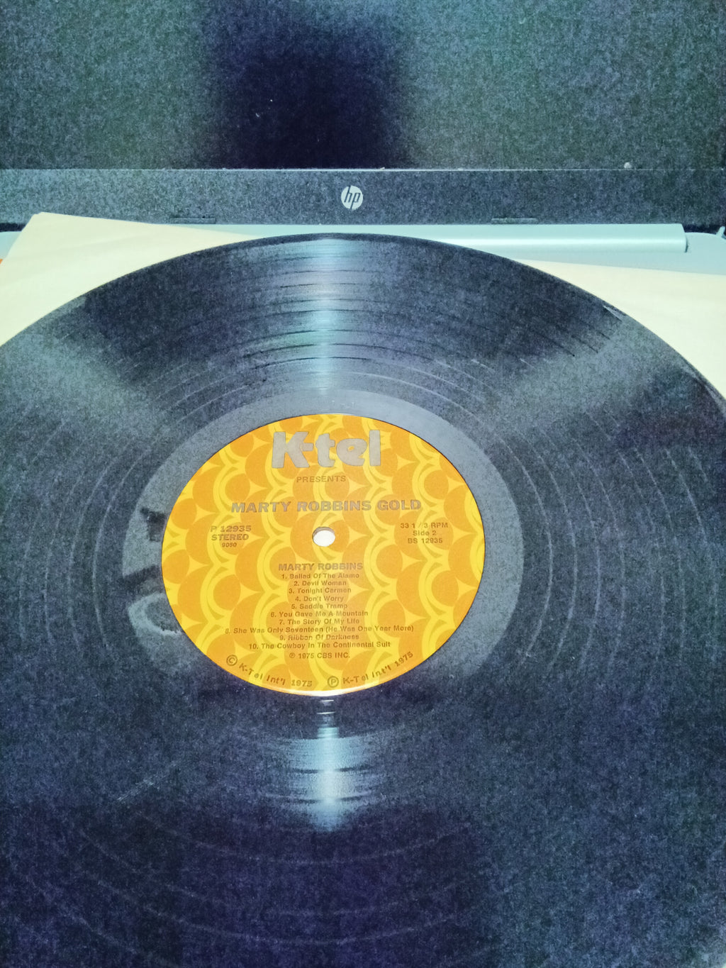 Marty Robbins Gold Vinyl Record 20 Original Hits K-tel 1975 - Image 3