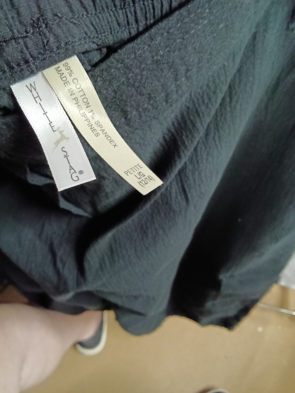 White Stag Black Cargo Pants with Pockets - Image 3