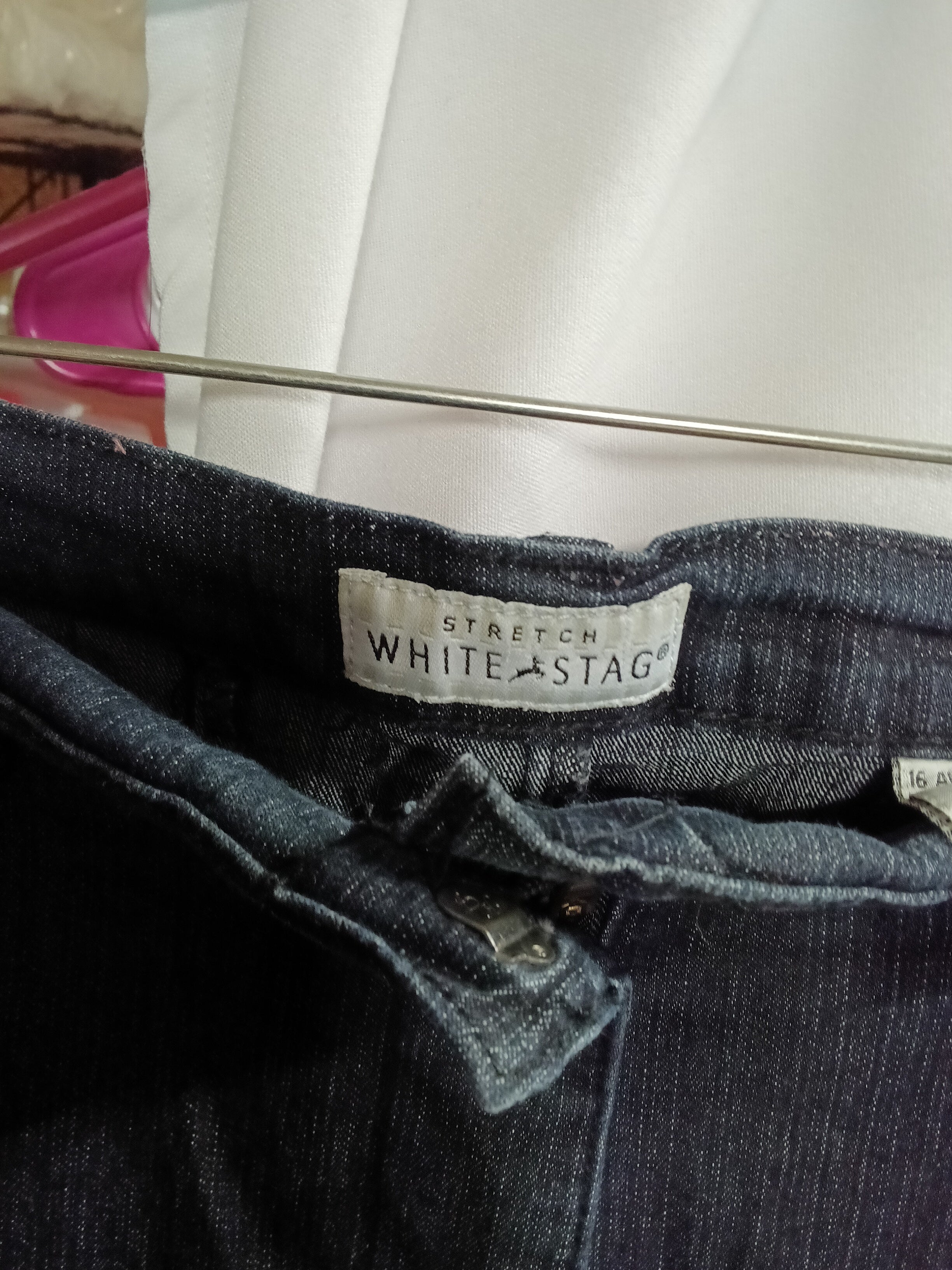 Men's Dark Denim Shorts with Pockets - Image 4