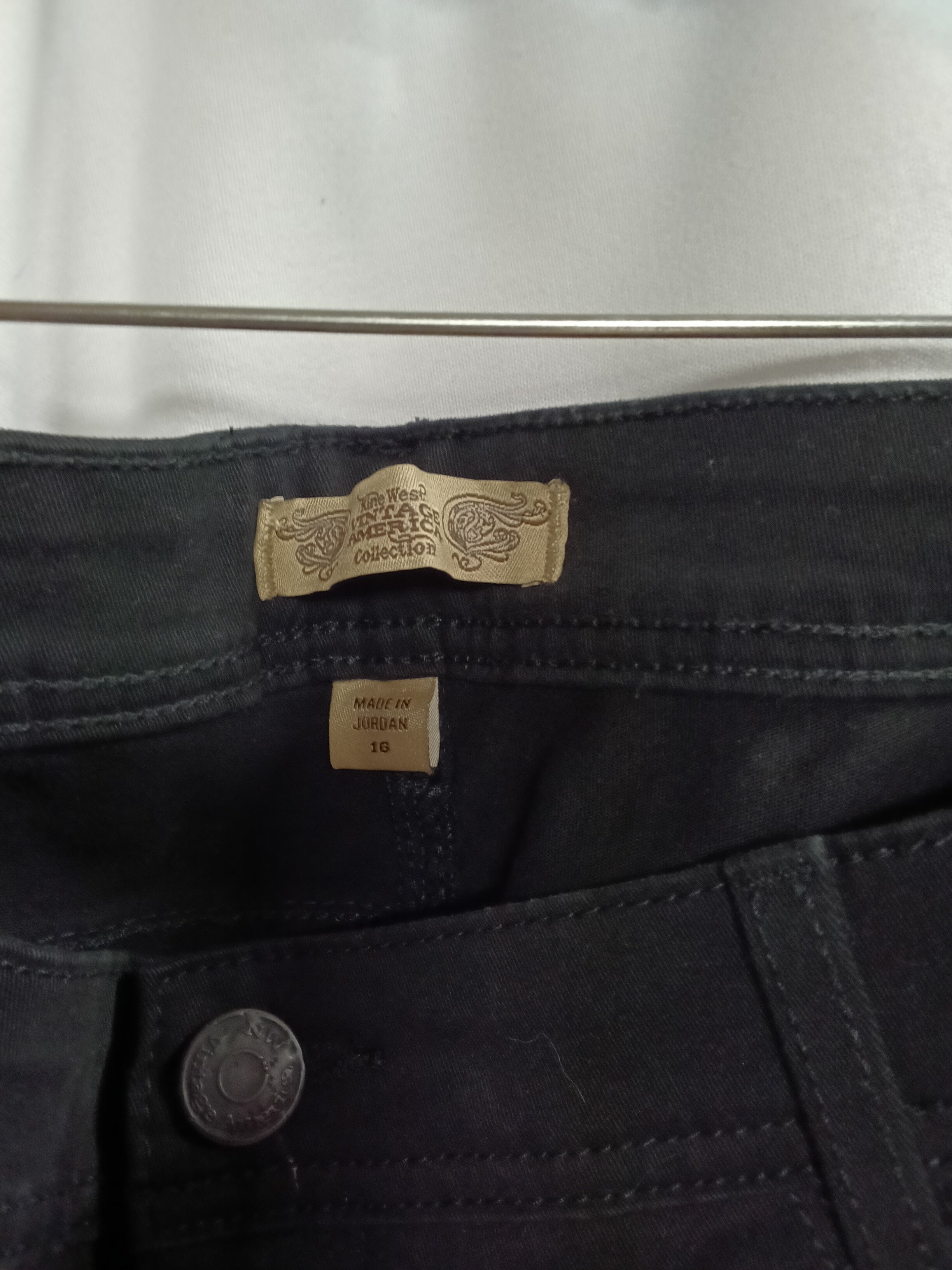 Nine West Black Denim Shorts with Pocket Detail - Image 4
