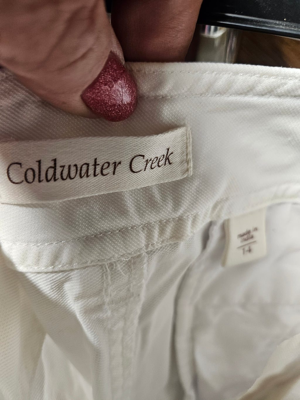 Coldwater Creek White Capri Pants - Image 2