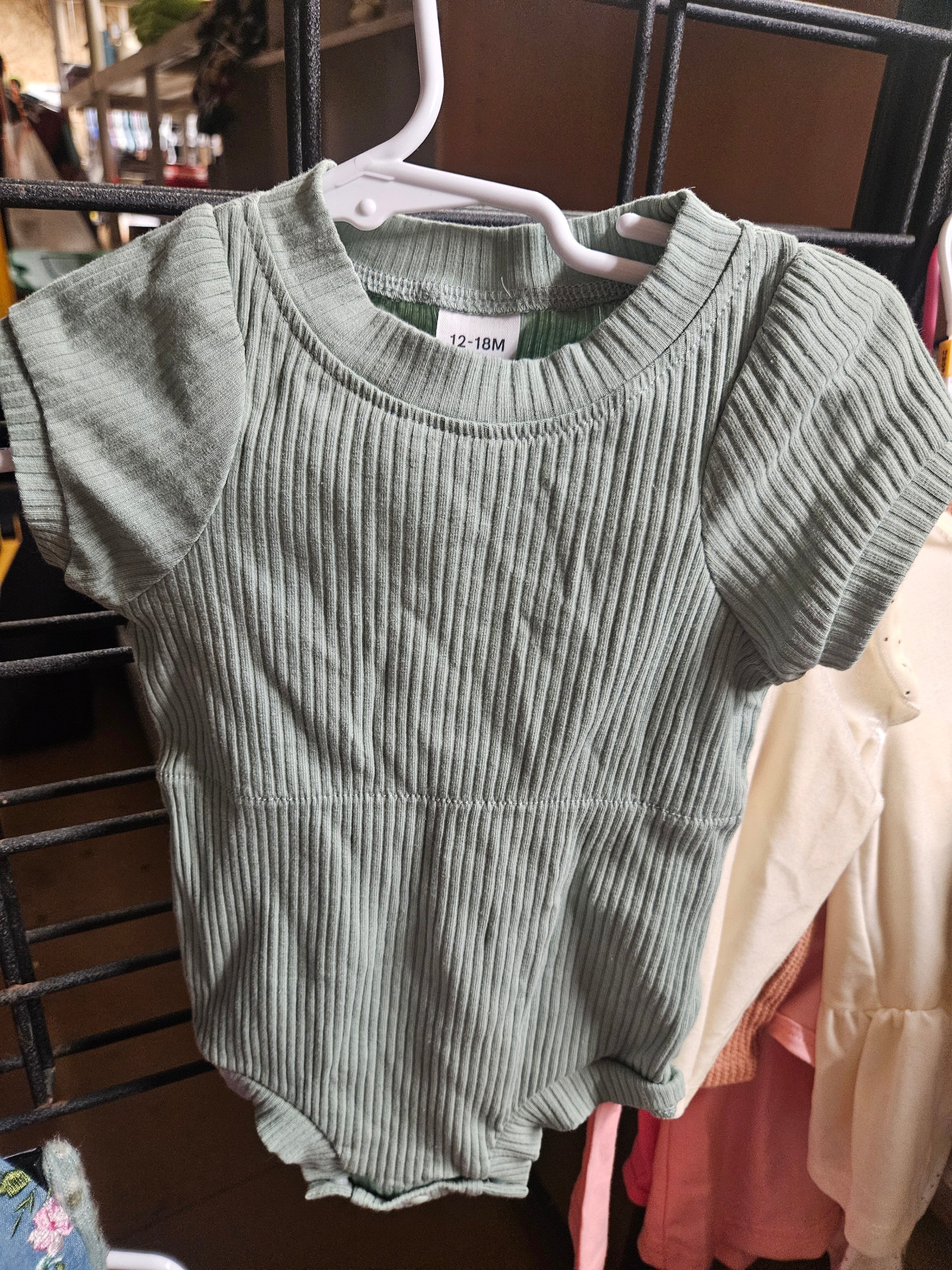 Ribbed Baby Onesie 12-18M Short Sleeve - Image 1