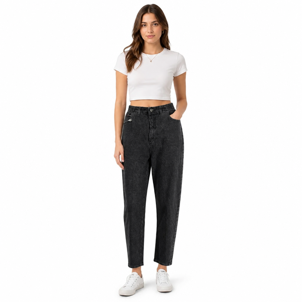 Levi's Women's Black High-Waisted Jeans - Image 1