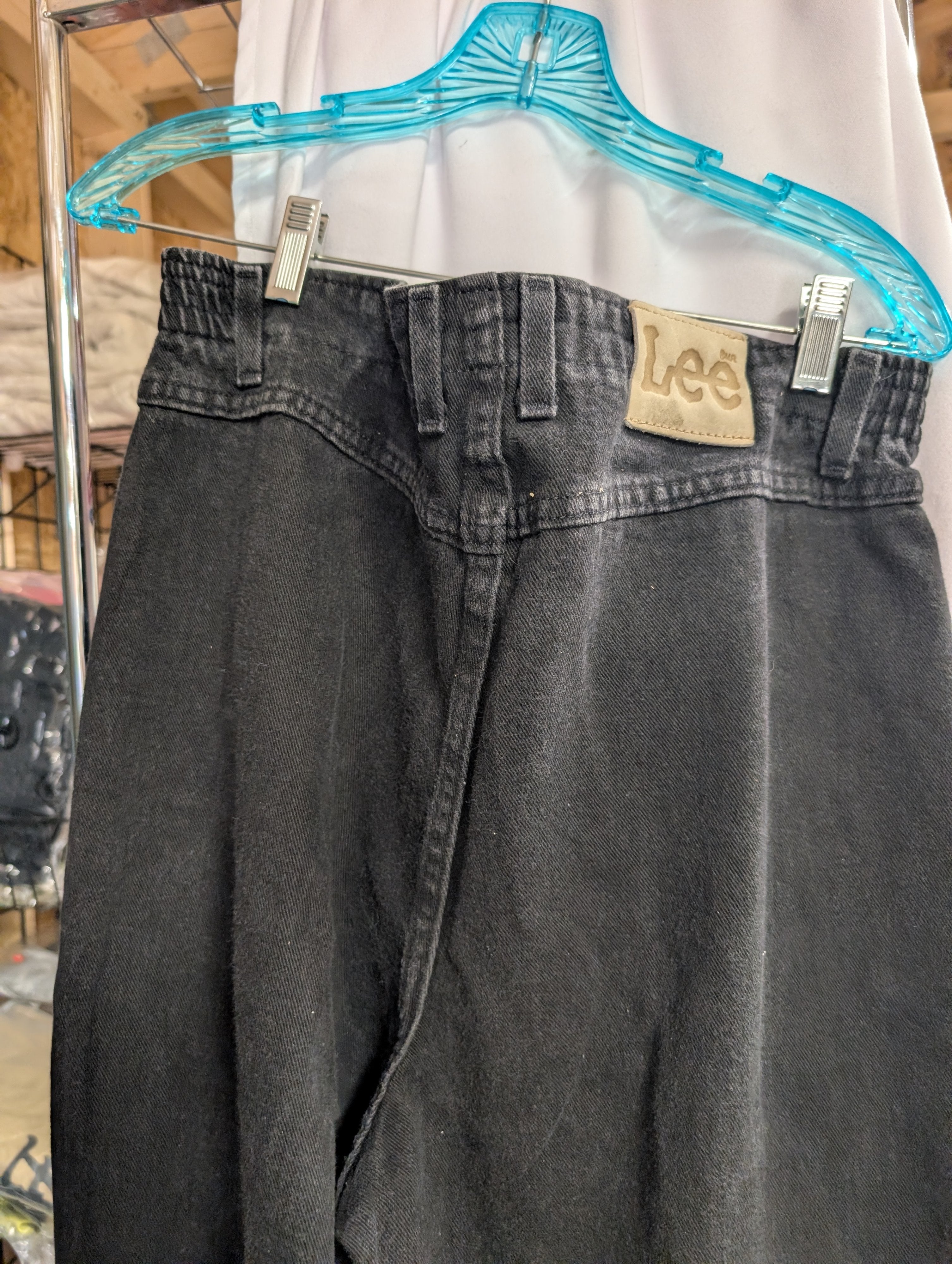 Levi's Women's Black High-Waisted Jeans - Image 4