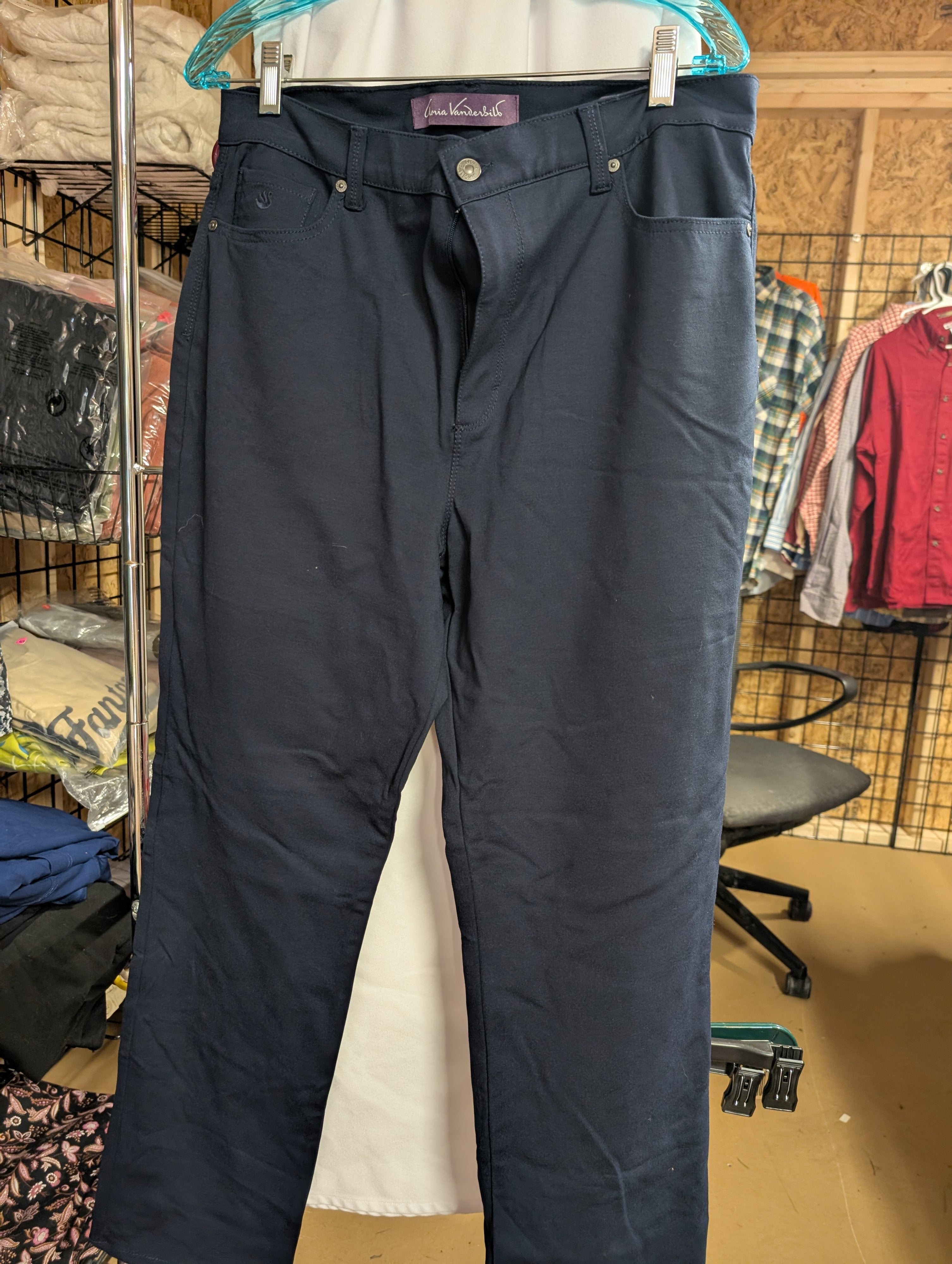 Gloria Vanderbilt Women's Pants Size 16 - Image 1