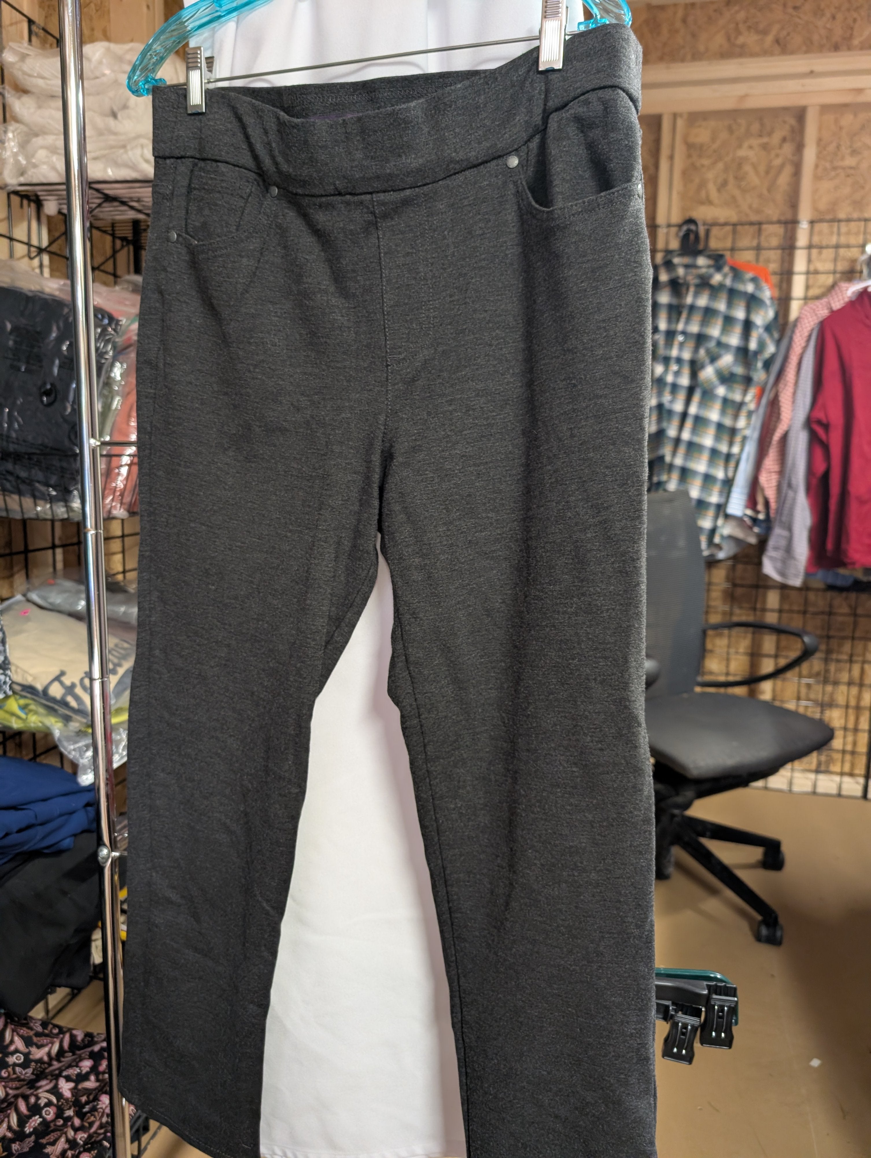 Gloria Vanderbilt Women's Pants  charcoal Size 16 - Image 1