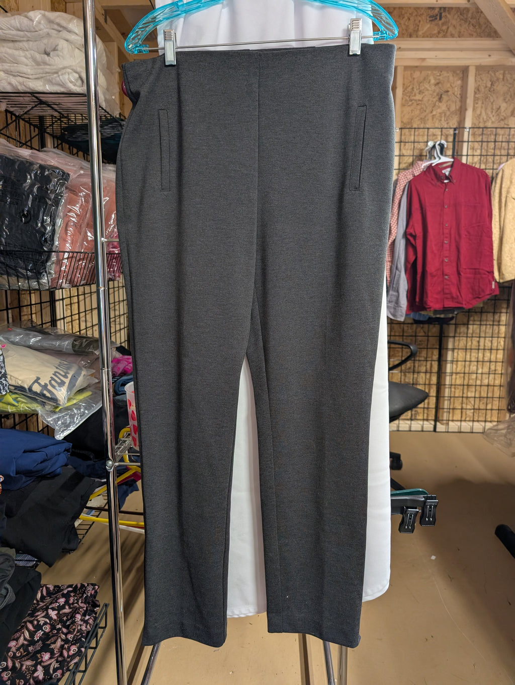 Chico's Women's Ankle Pants Size 1 Gray - Image 1