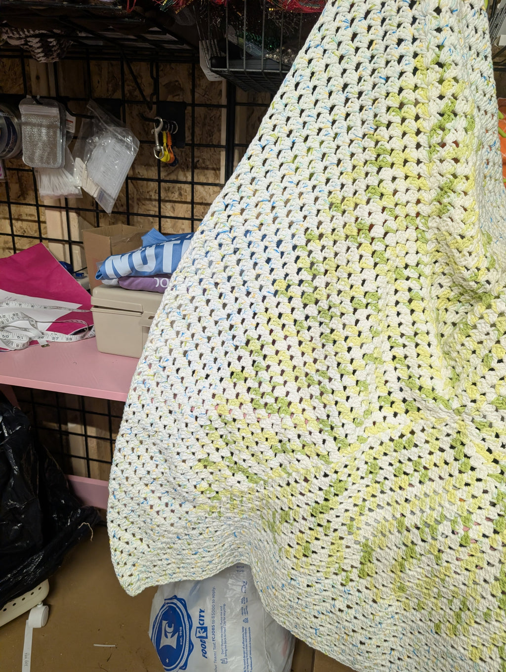 Handmade Crochet Blanket Multicolor Pattern - Image 3