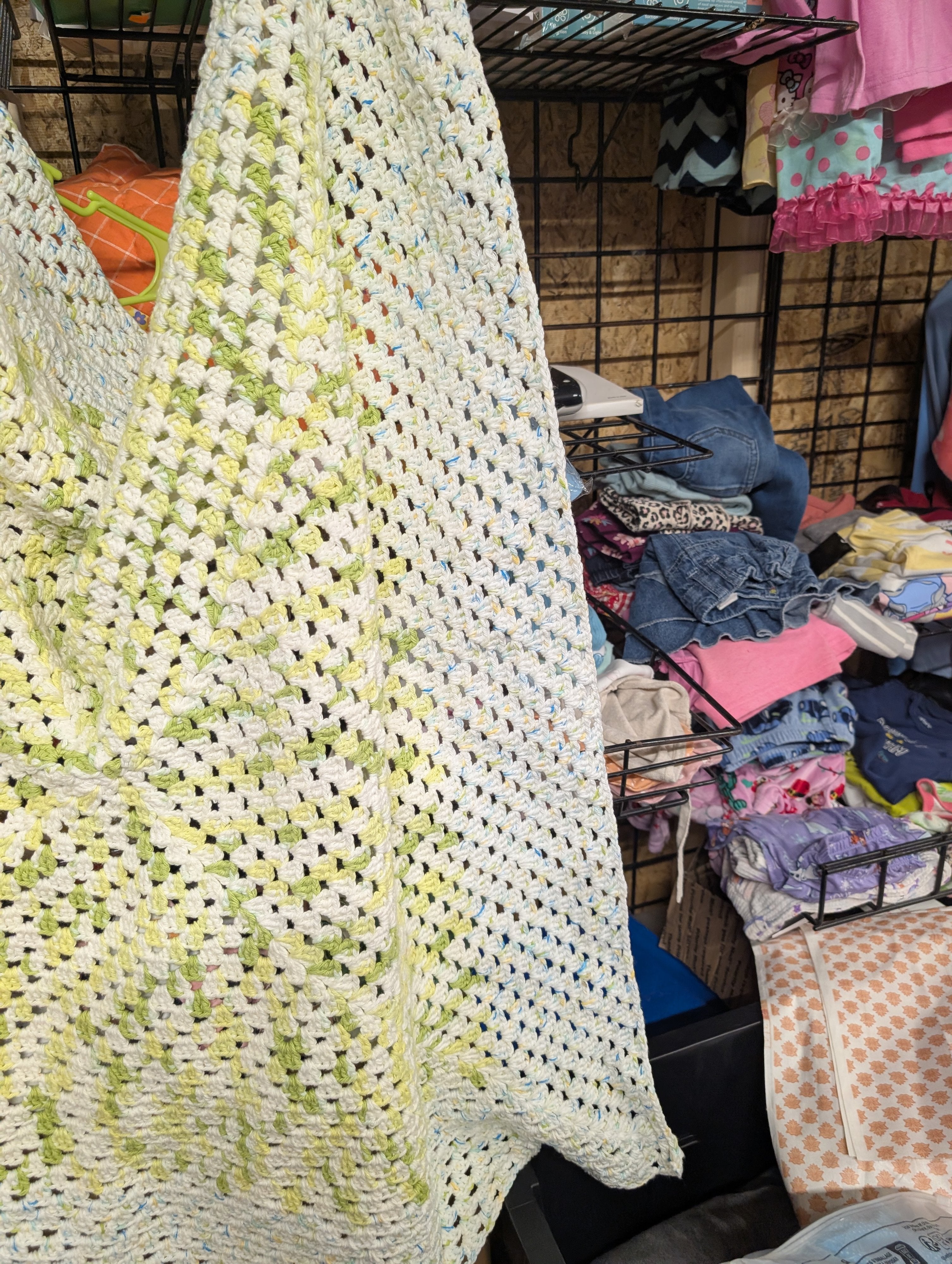 Handmade Crochet Blanket Multicolor Pattern - Image 4