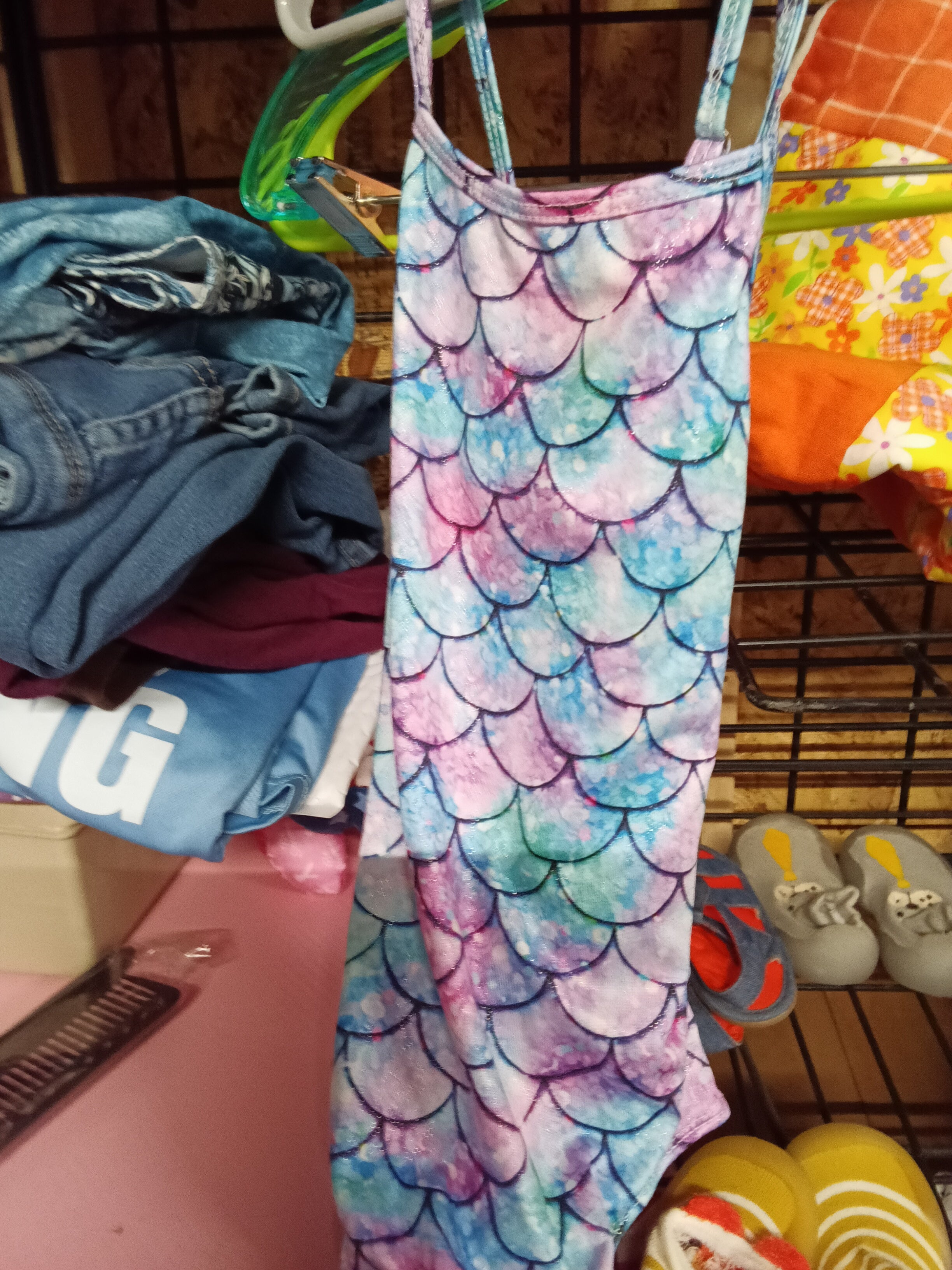 Mermaid Scale Pattern Girls Swimsuit - Image 1