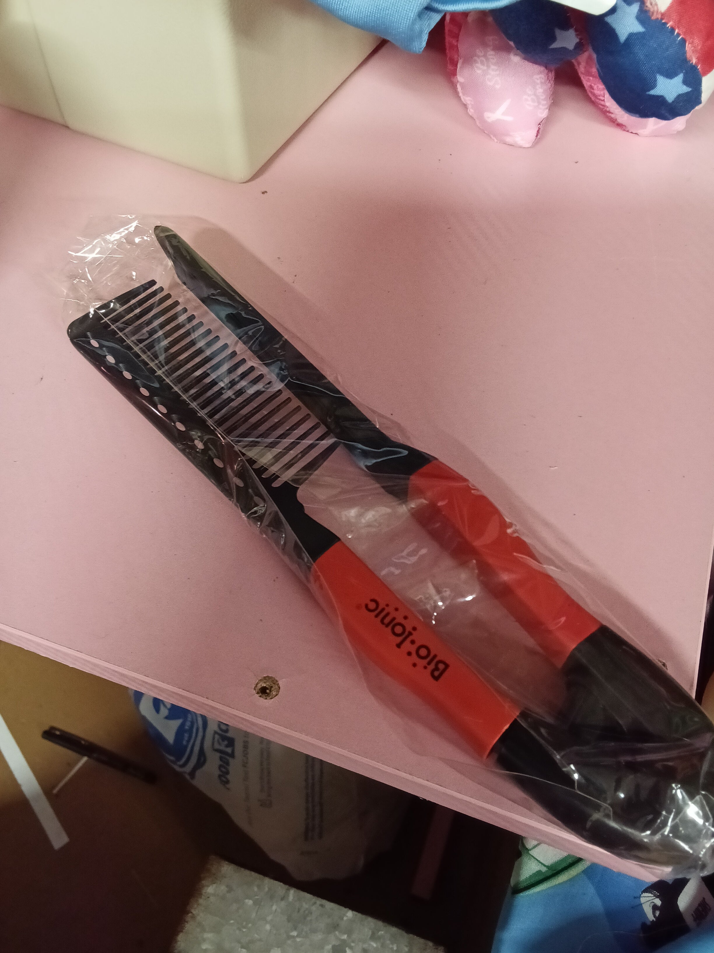 Bio Ionic Styling Comb with Red Handle - Image 2
