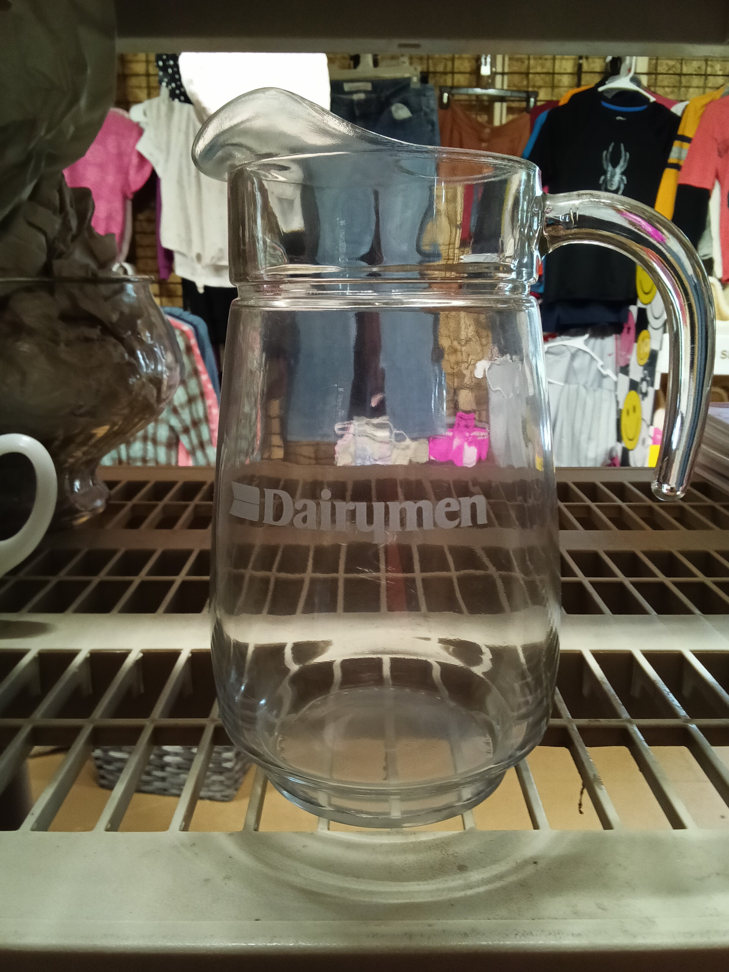 Dairymen Glass Pitcher with Handle - Image 1