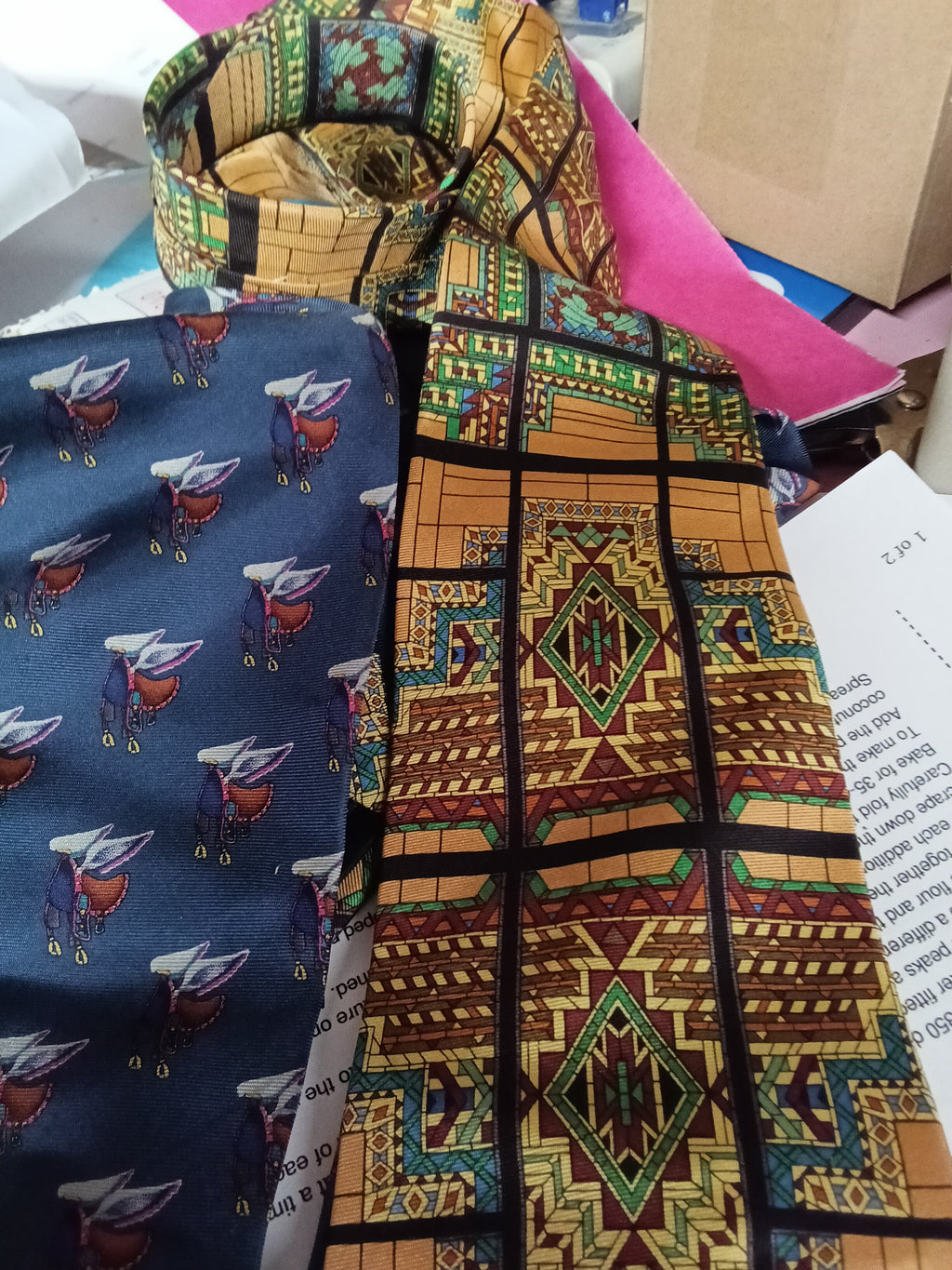Set of 2 Men's Patterned Ties Set - Geometric & Animal Print - Image 2
