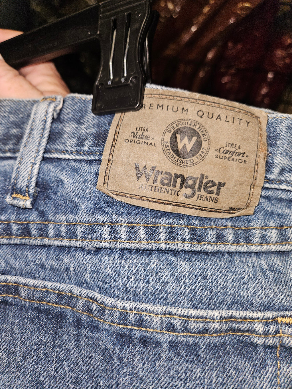 Wrangler Authentic Jeans Classic Fit 48 x 30 - Image 2
