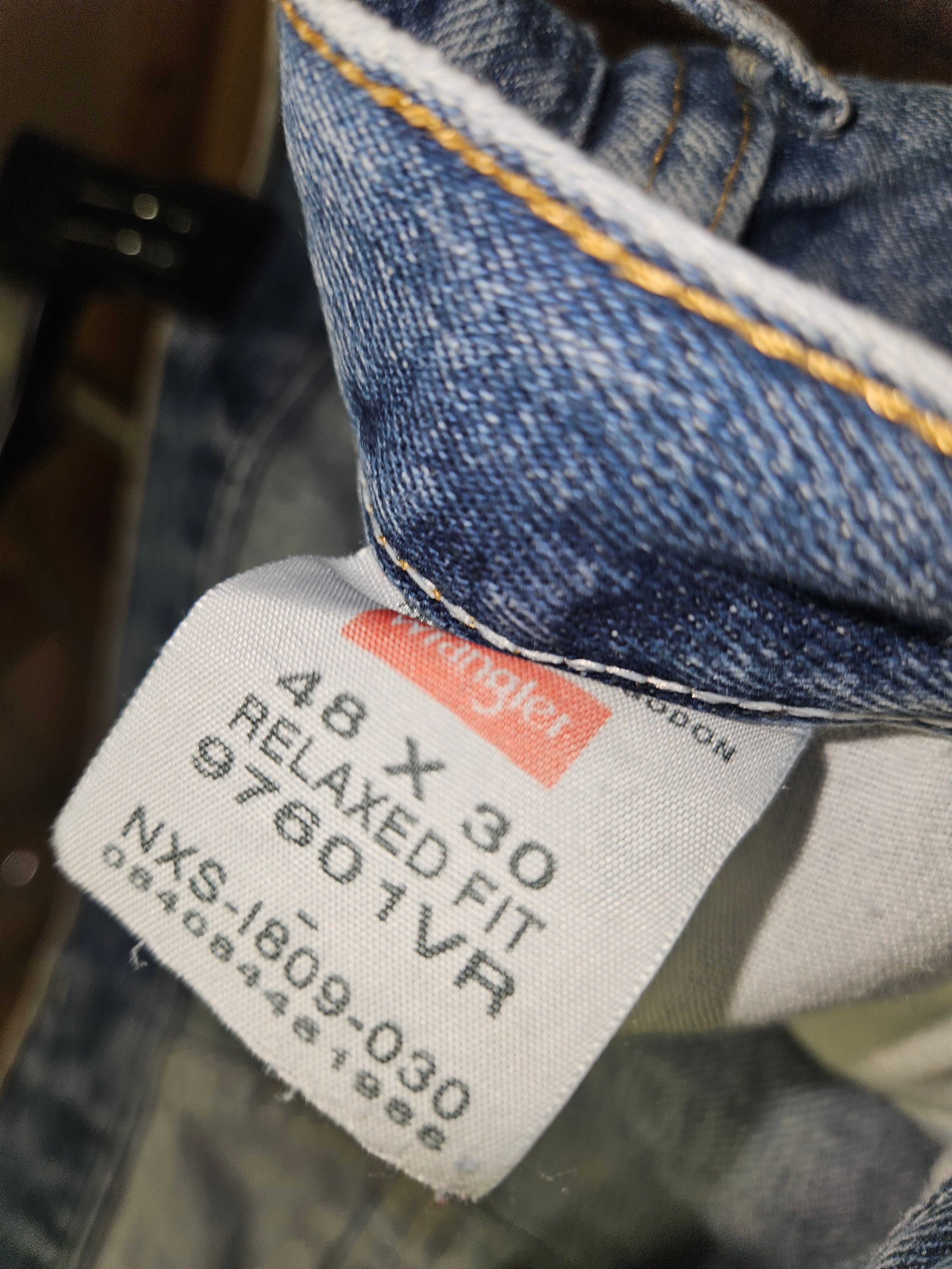 Wrangler Authentic Jeans Classic Fit 48 x 30 - Image 3