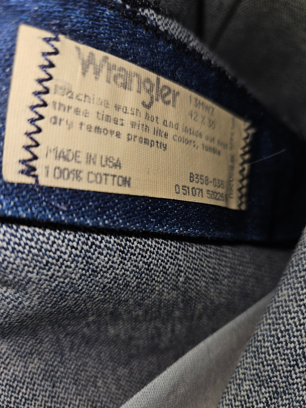 Men's Blue Denim Jeans 42 x 30 - Image 3
