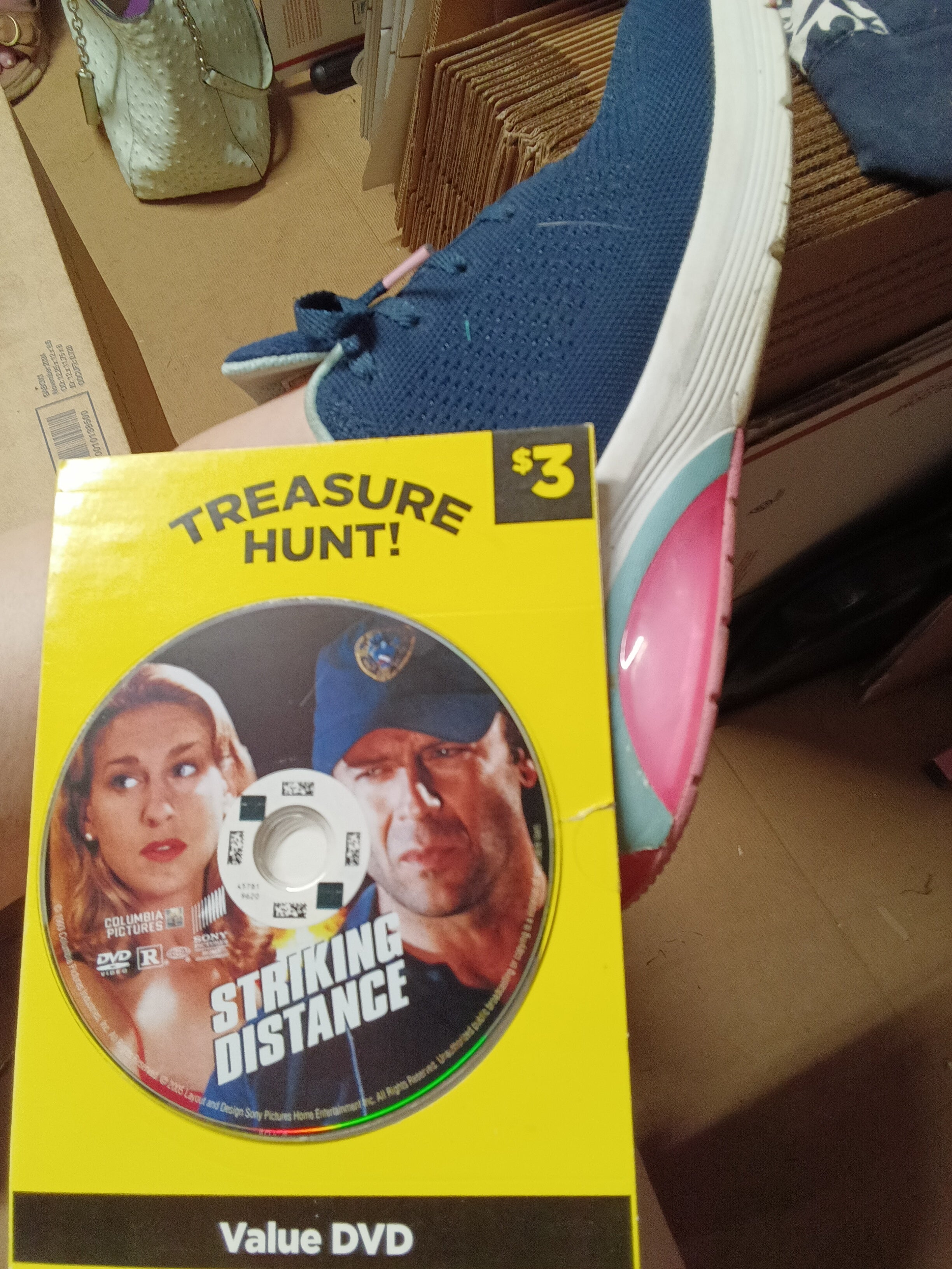 Striking Distance DVD Columbia Pictures - Image 1