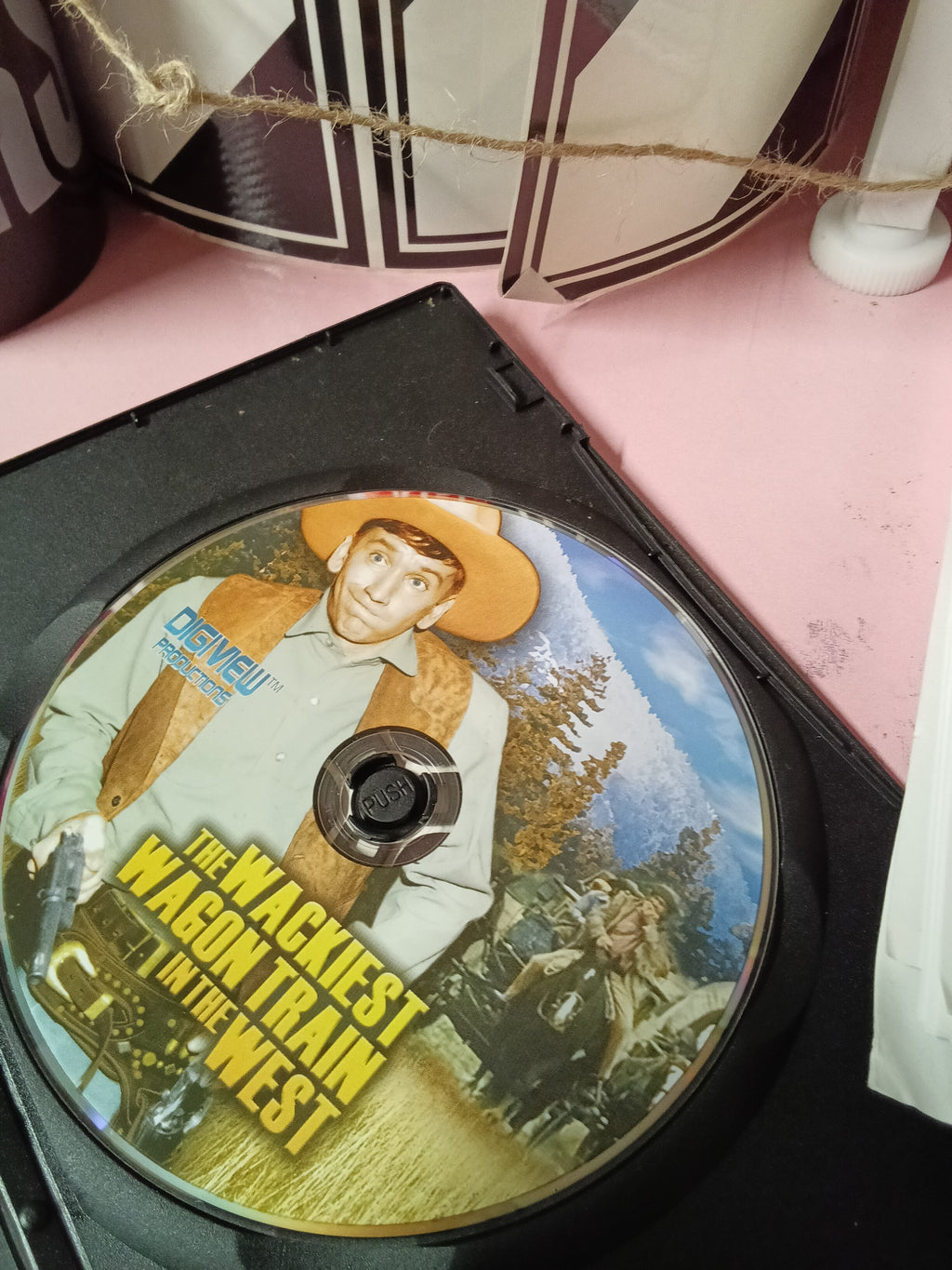 The Wackiest Wagon Train in the West (Slim Case) (DVD) - Image 3