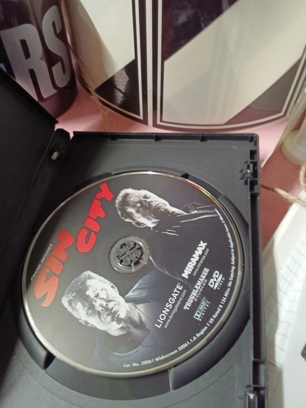 Sin City (DVD) - Image 6