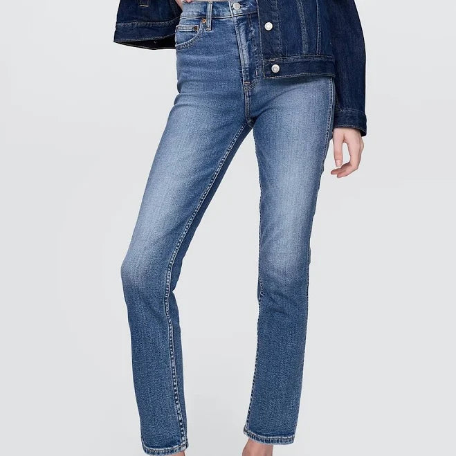 Women's Slim Fit Jeans - Medium Wash - Image 6