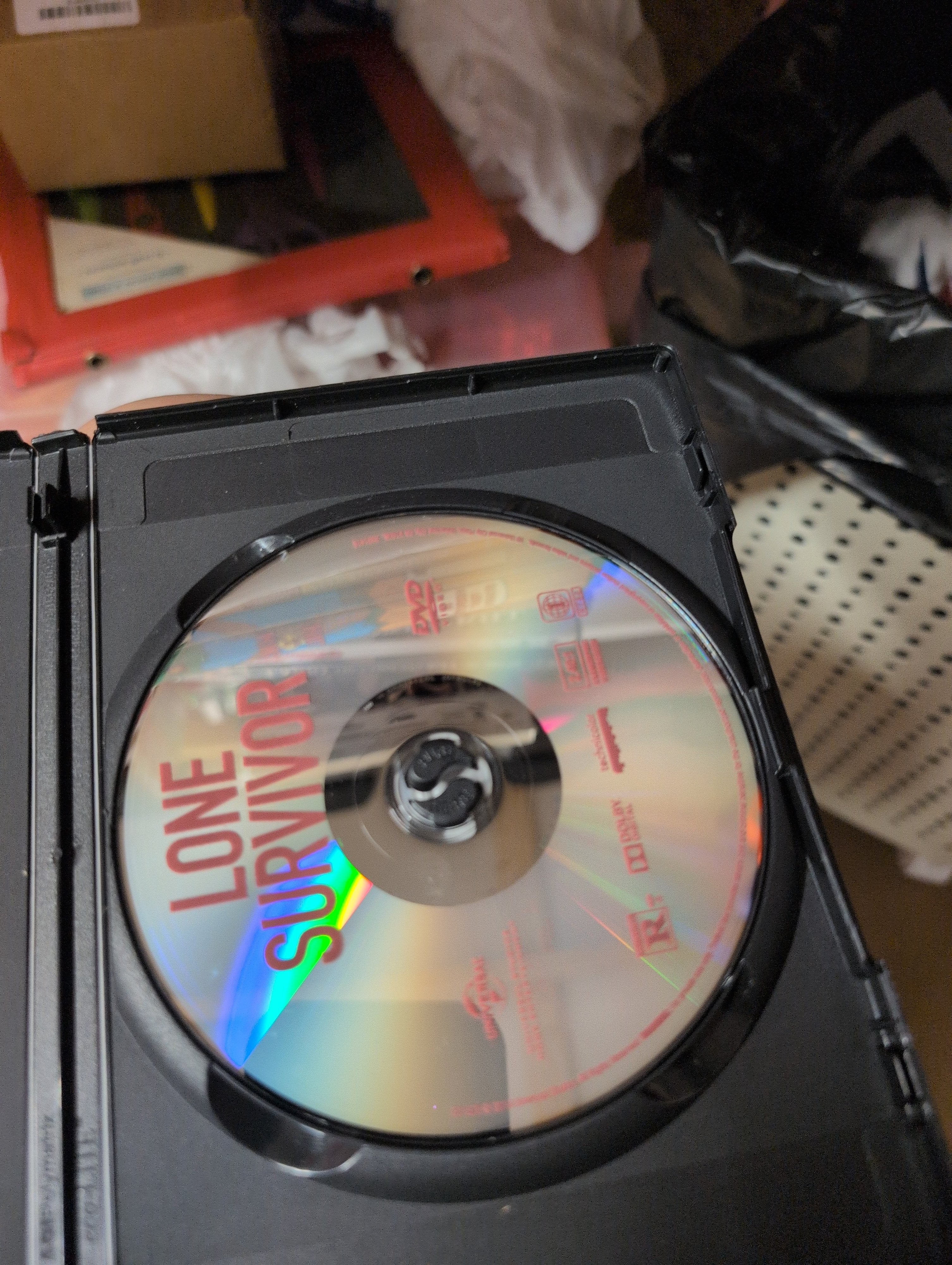 Lone Survivor (DVD) - Image 7