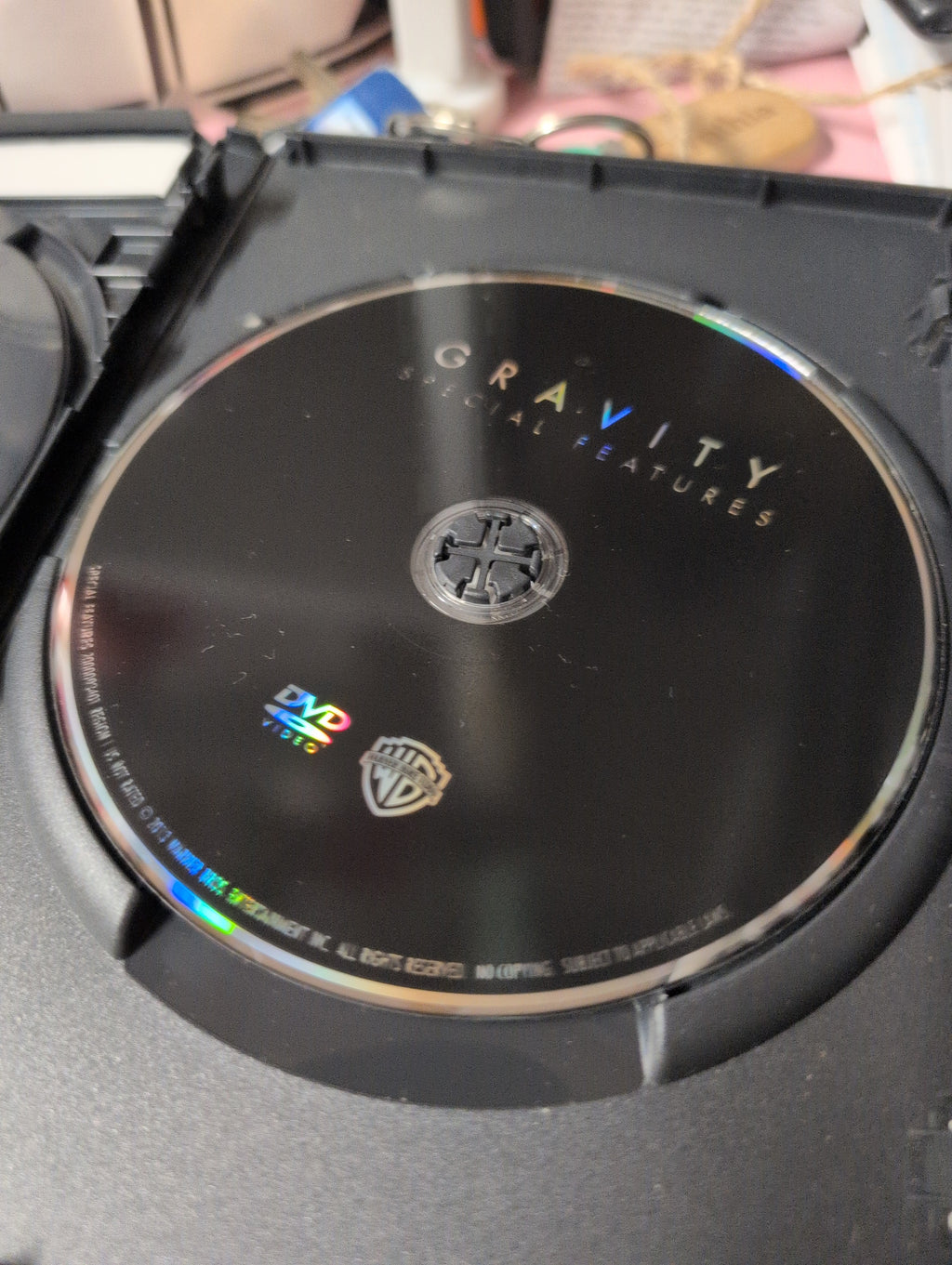 Gravity (Special Edition) [DVD] - Image 9