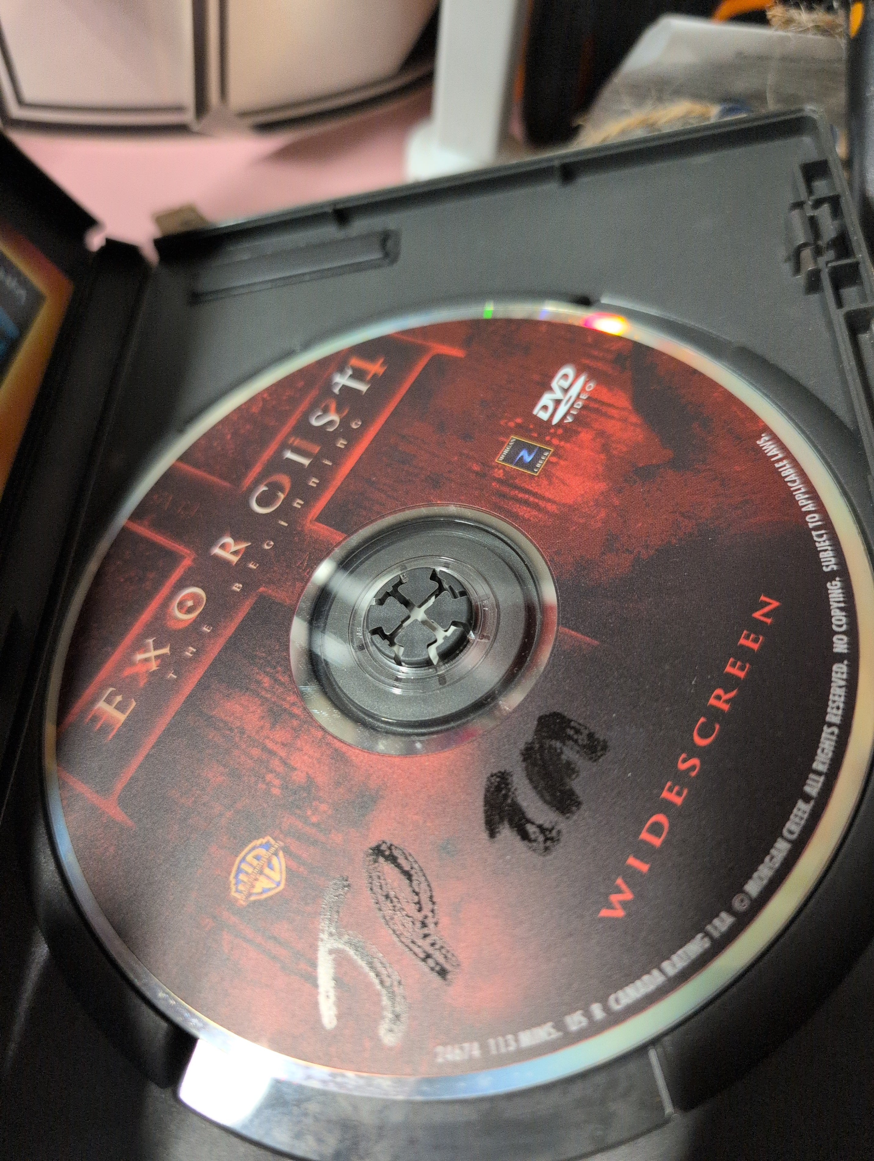 Warner Bros. Exorcist: the Beginning (DVD) [2004] - Image 5