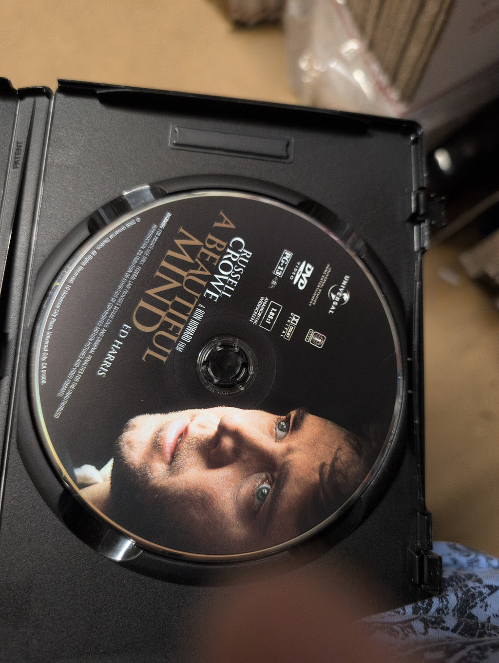 A Beautiful Mind (DVD Single Disc) [DVD] - Image 7