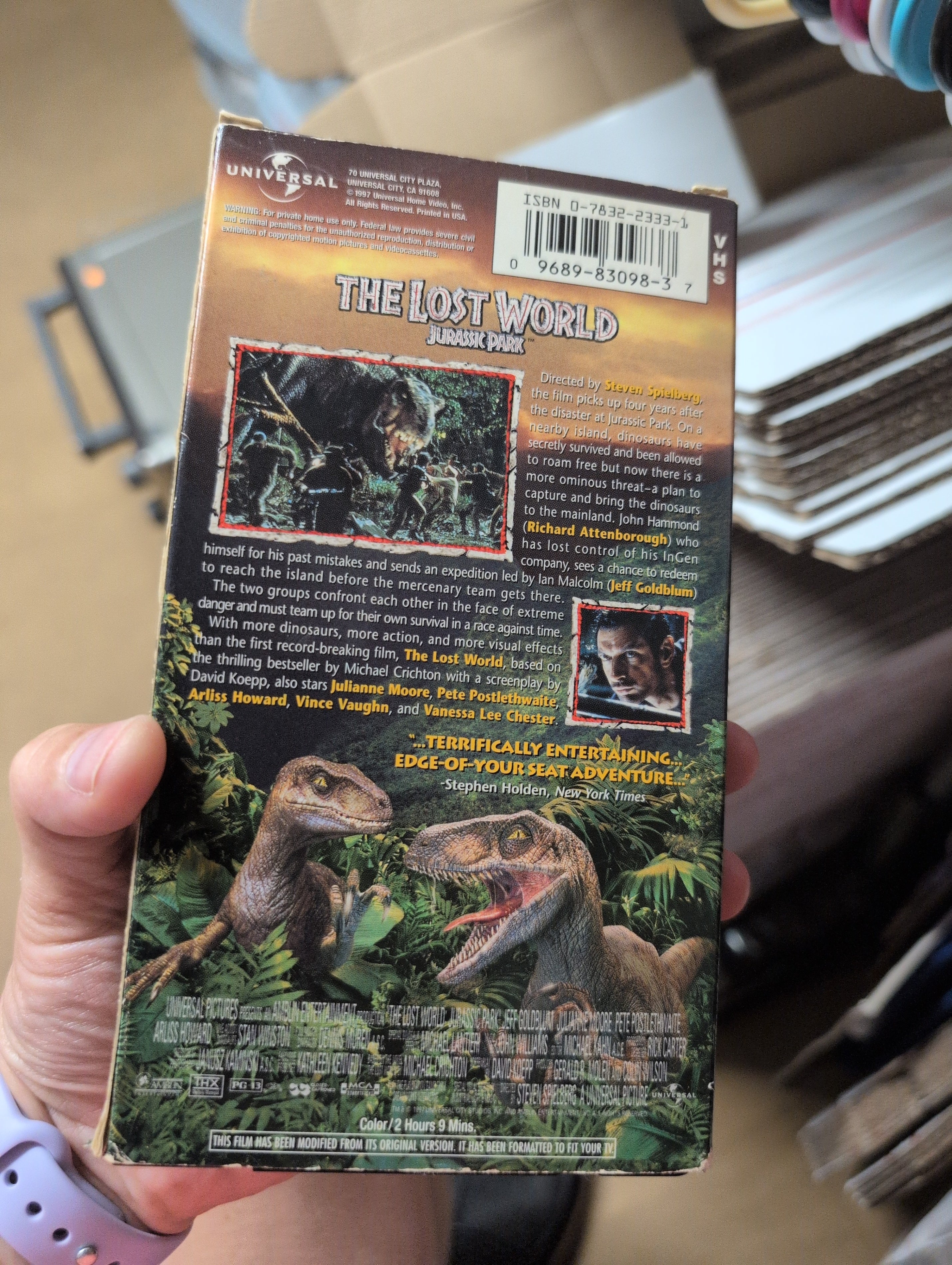 Lost World: Jurassic Park Steven Spielberg Director - Image 7