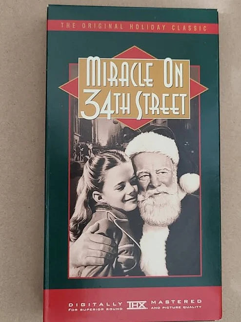 Miracle on 34th Street [VHS] - Image 8