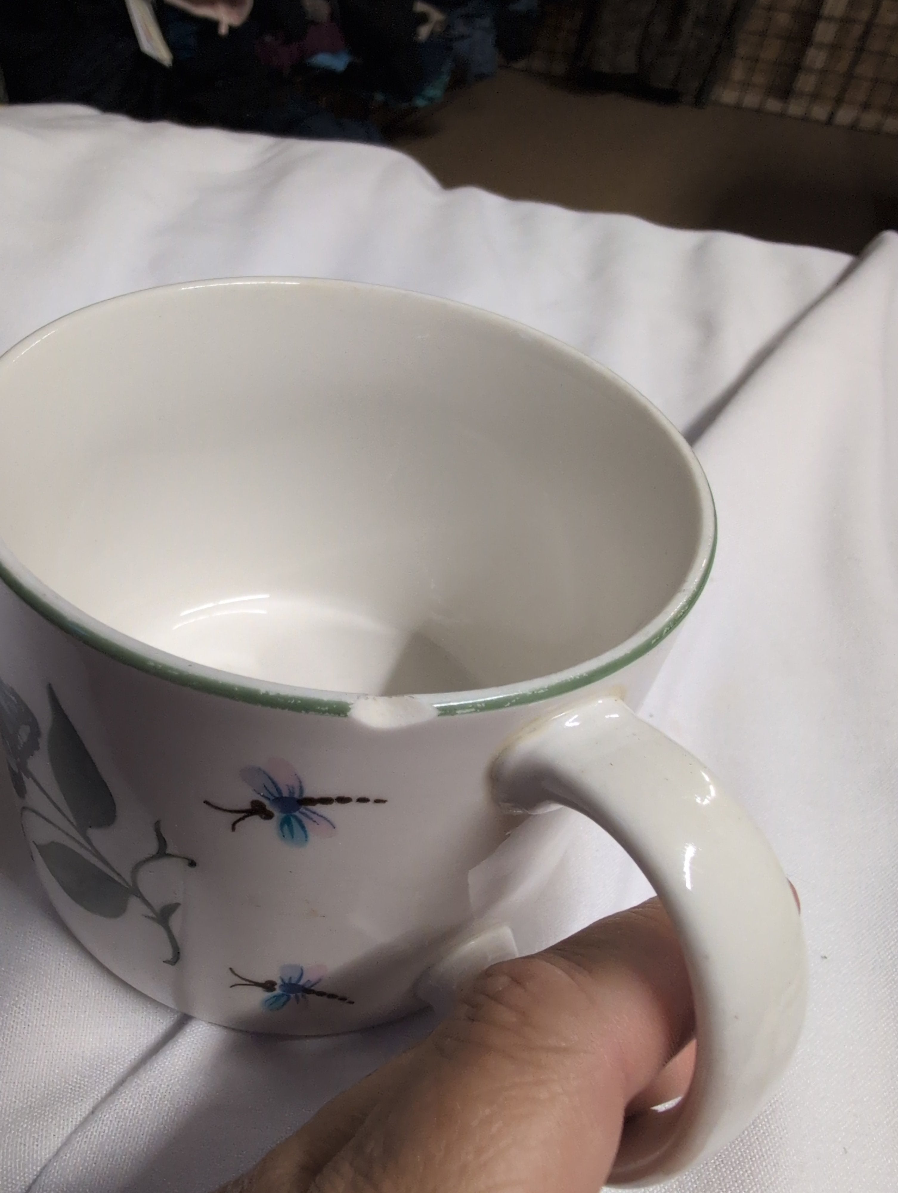 Butterfly Design Ceramic Mug - Image 3