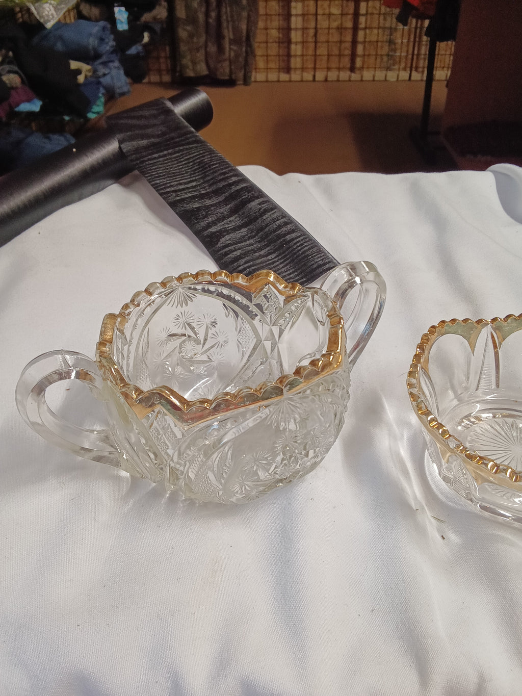 Vintage Crystal Sugar and Creamer Set with Gold Trim - Image 2