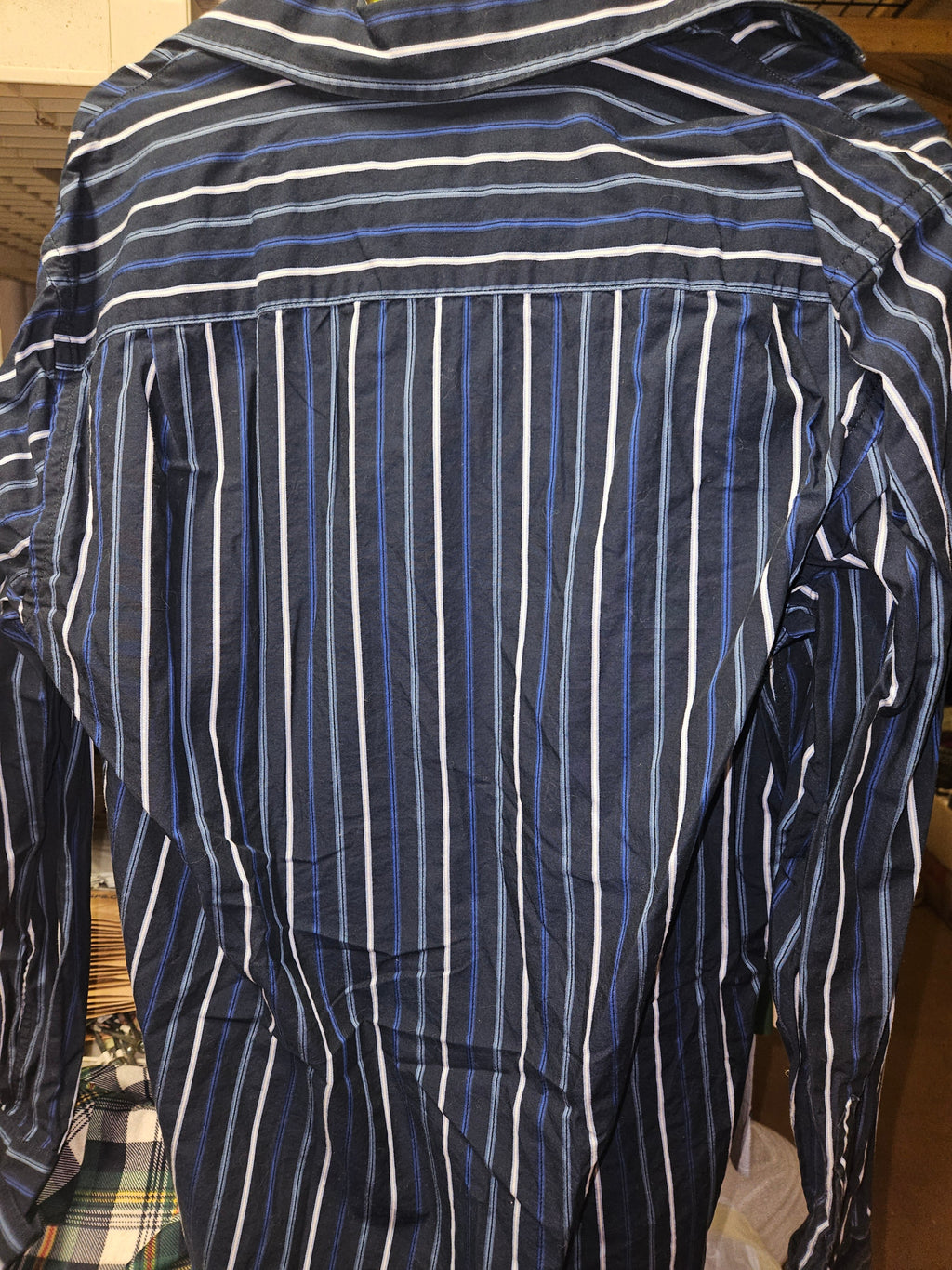 Banana Republic Men's Striped Long Sleeve Shirt - Image 3