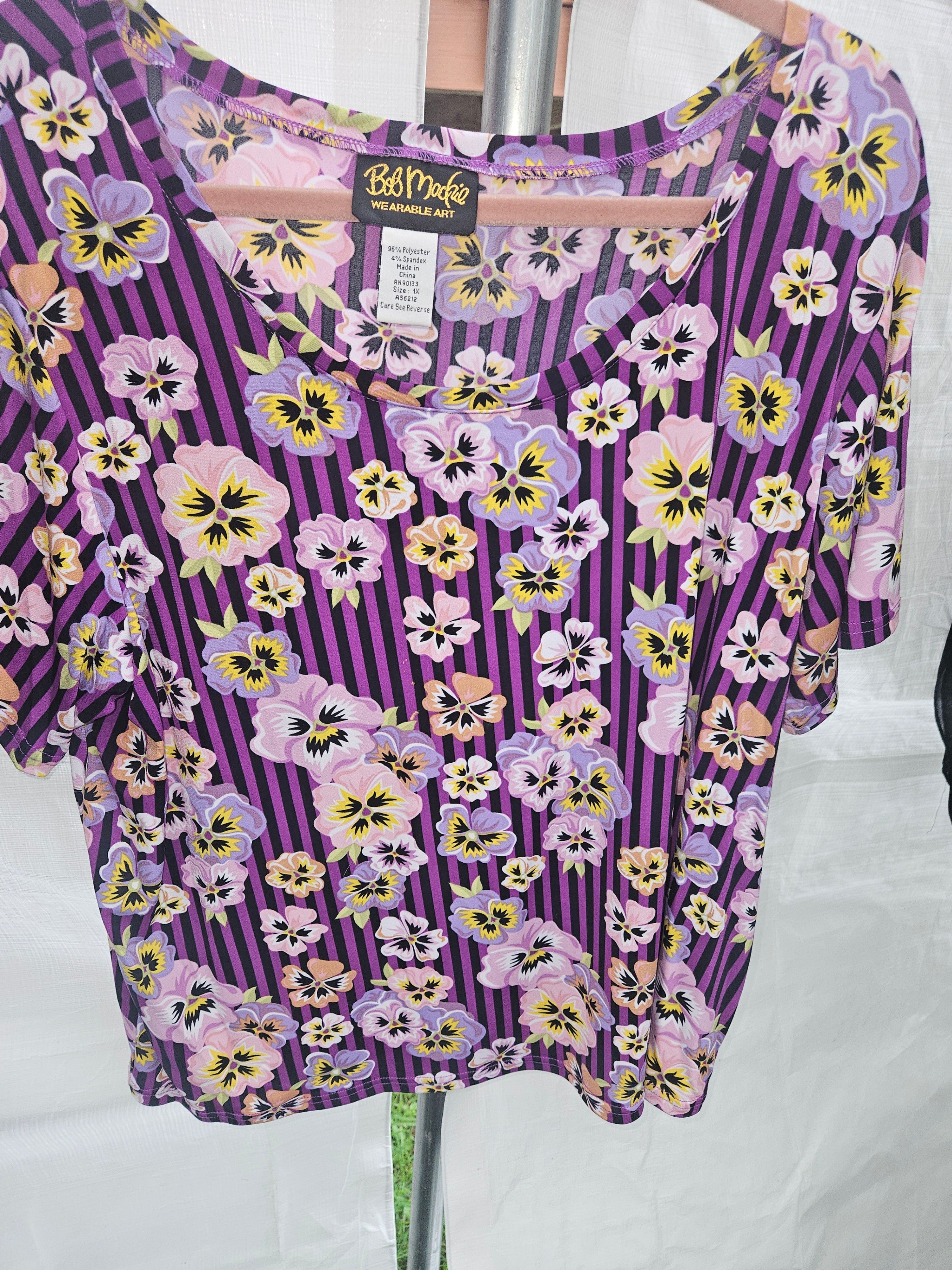 Bob Mackie Wearable Art Floral Top Size XL - Image 1