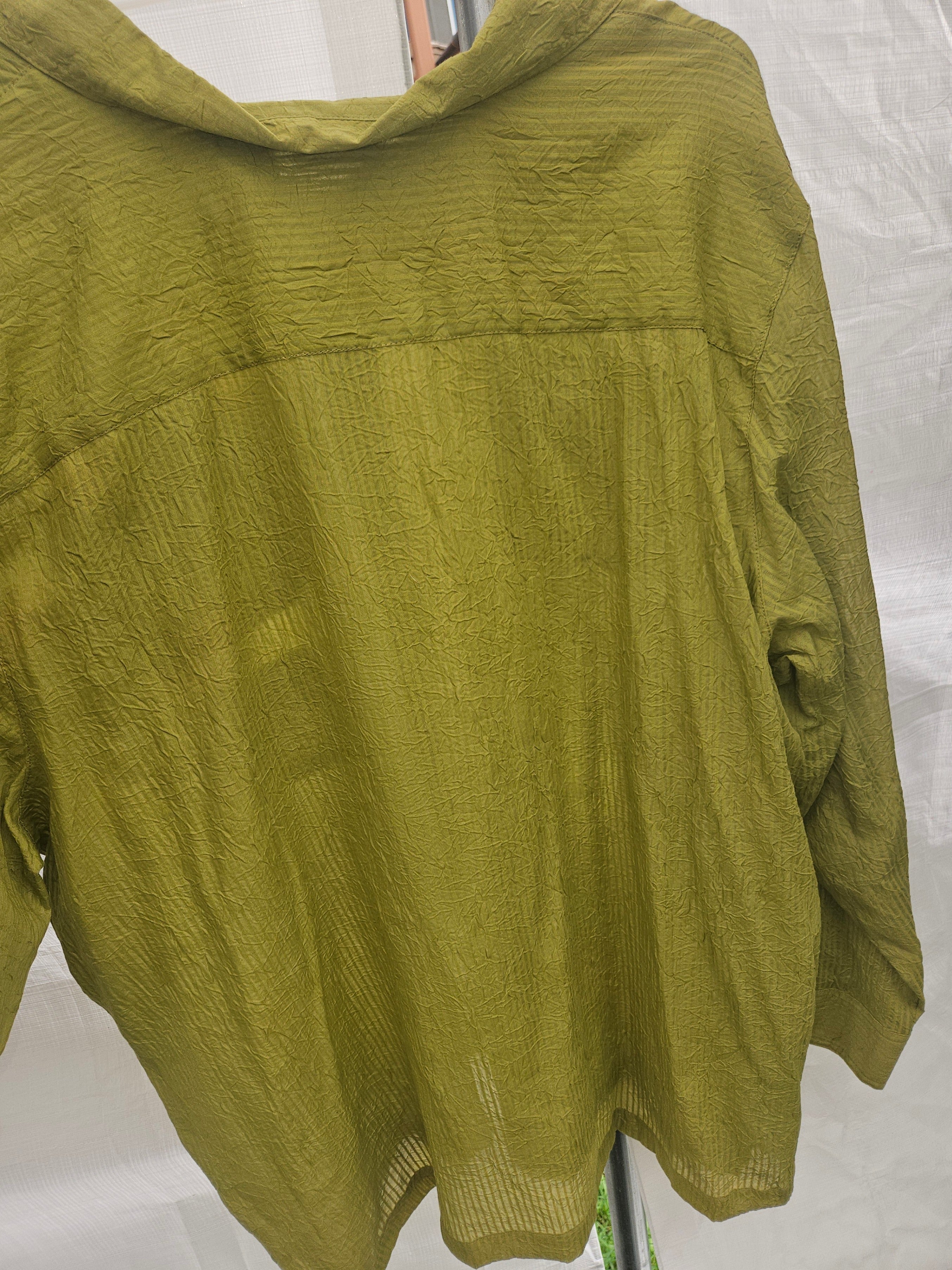 White Stag Women's Long Sleeve Button-Up Shirt Size 22/24 - Image 3