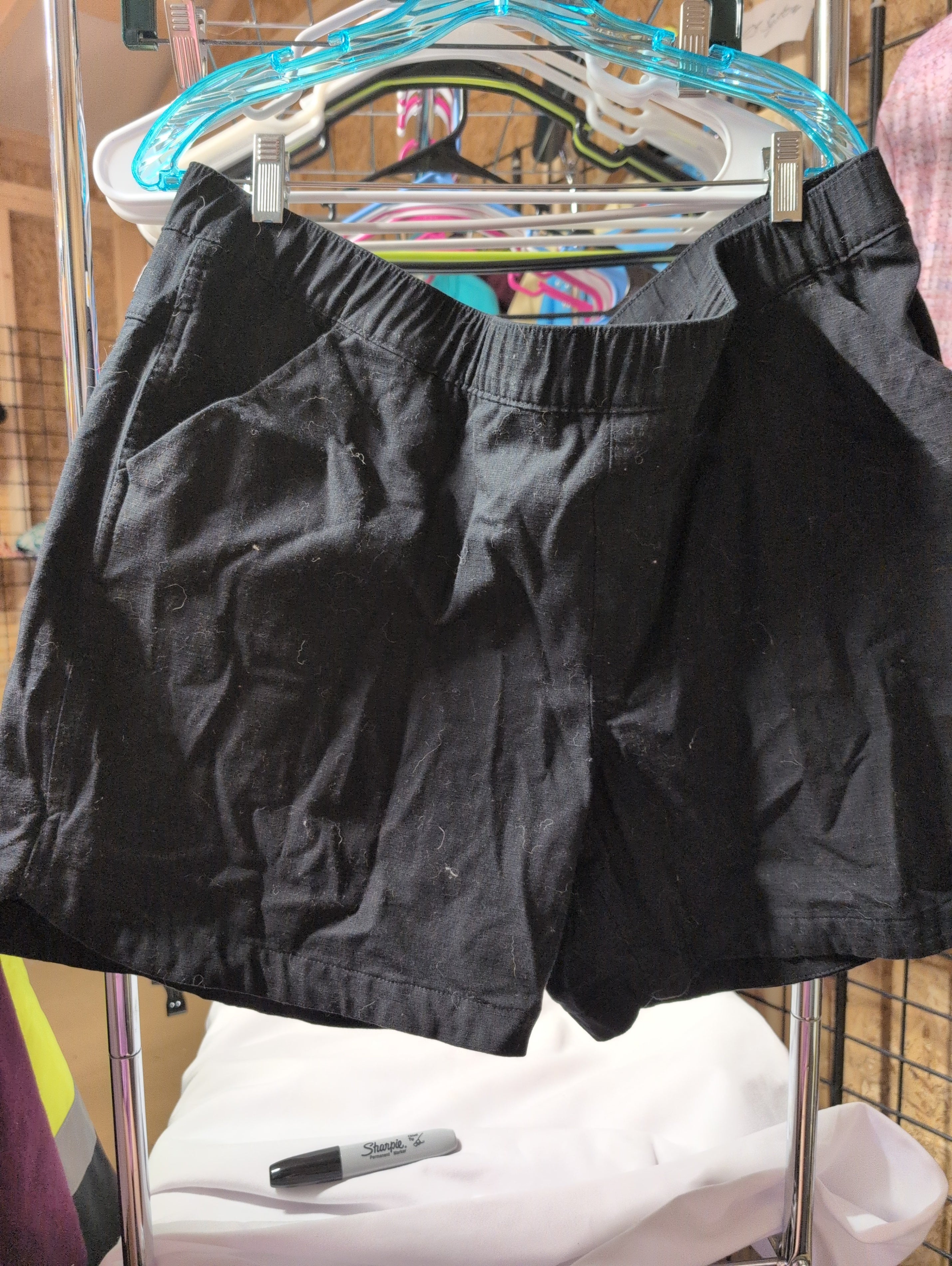 Black carhartt  Casual Shorts with Elastic Waistband - Image 1