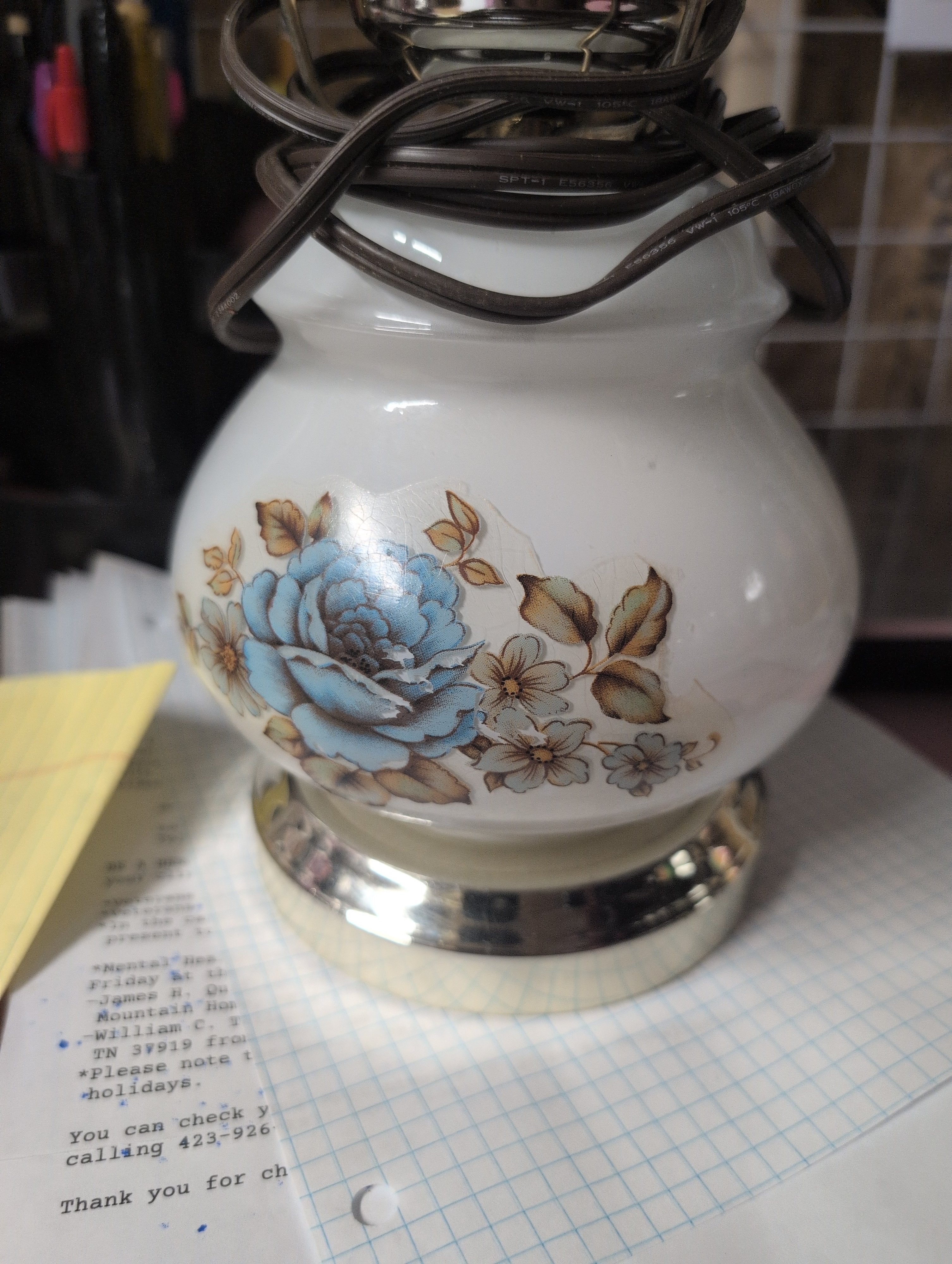 Vintage Floral Glass Hurricane Lamp - Image 3