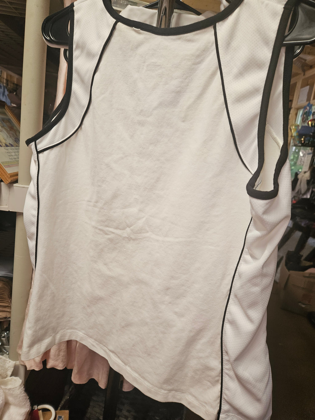 NW-1 Athletic works tank top