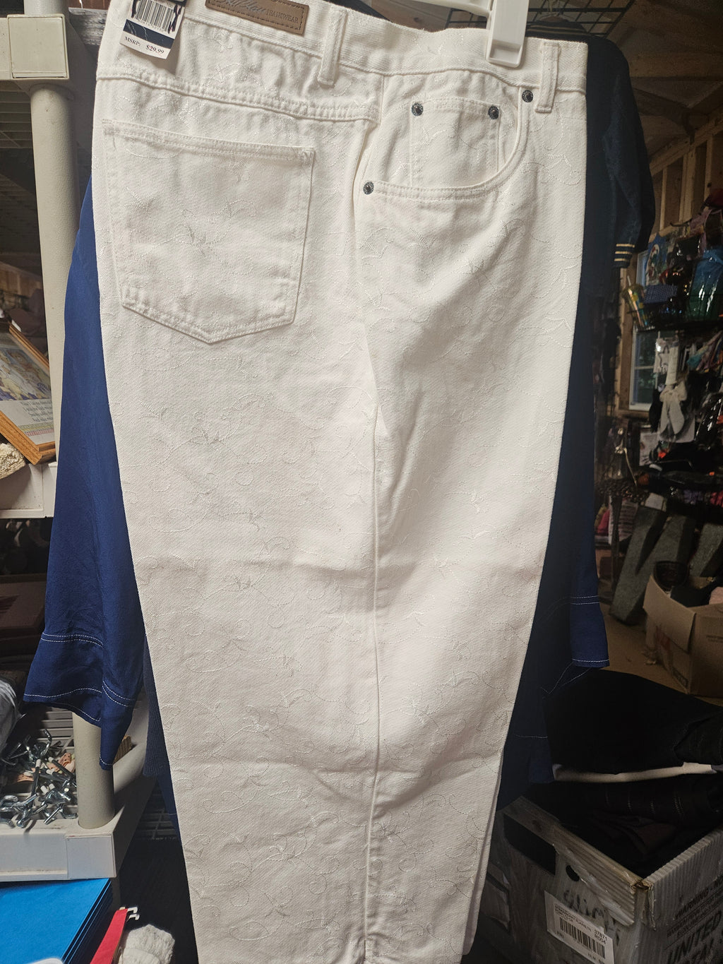 NW-1 White Pants Floral Embroidery Easy Fit  Carpi Size 20W
