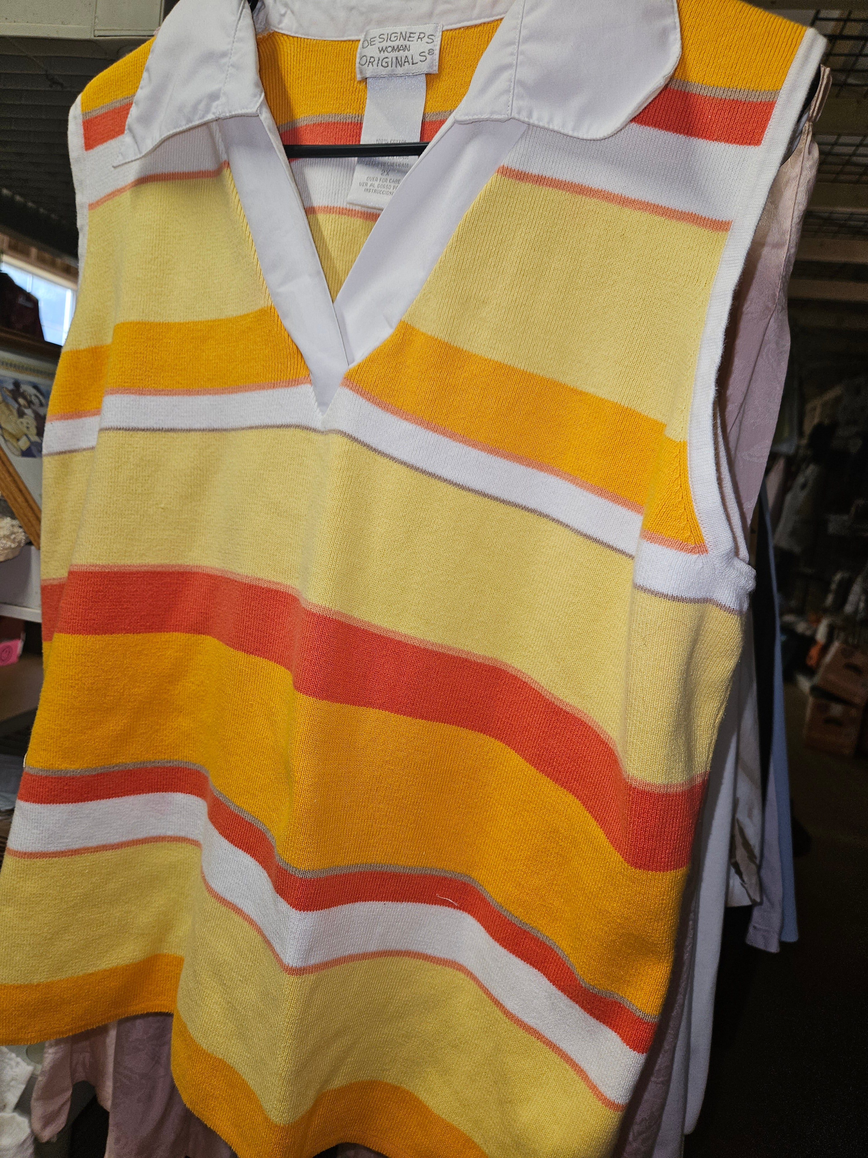 NW-1 Sleeveless tank top with collar