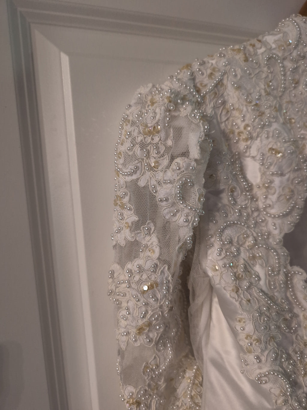 C-1 90's Moonlight Wedding Dress