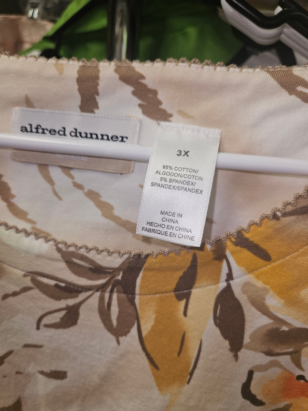 NW-1 Alfred Dunner dress shirt
